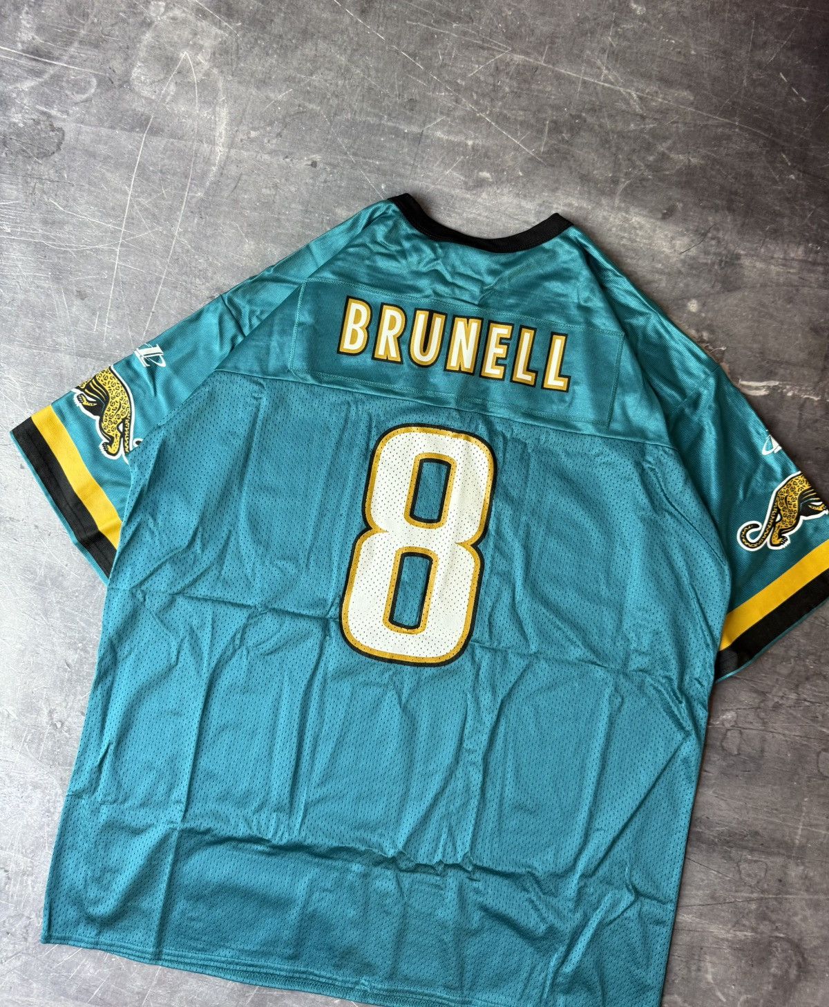 Logo Athletic Vintage 90s Jacksonville Jaguars Mark Brunell NFL Jersey Size US XL / EU 56 / 4 - 3 Thumbnail