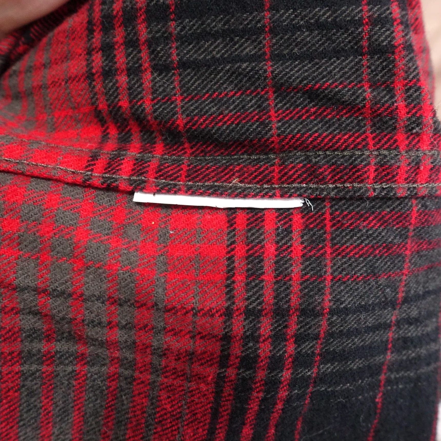 Vintage VINTAGE Hobbs Creek Shirt Mens Large Flannel Button-Down Long Sleeve Plaid Cotton Outdoors Workwear Size US L / EU 52-54 / 3 - 7 Thumbnail