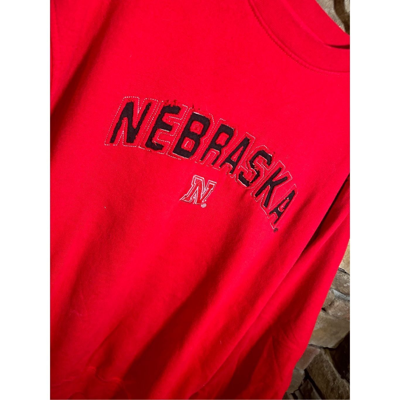 Vintage Vintage Y2K Nebraska red black SOFFE Sweatshirt Embroidered Size US XL / EU 56 / 4 - 2 Thumbnail