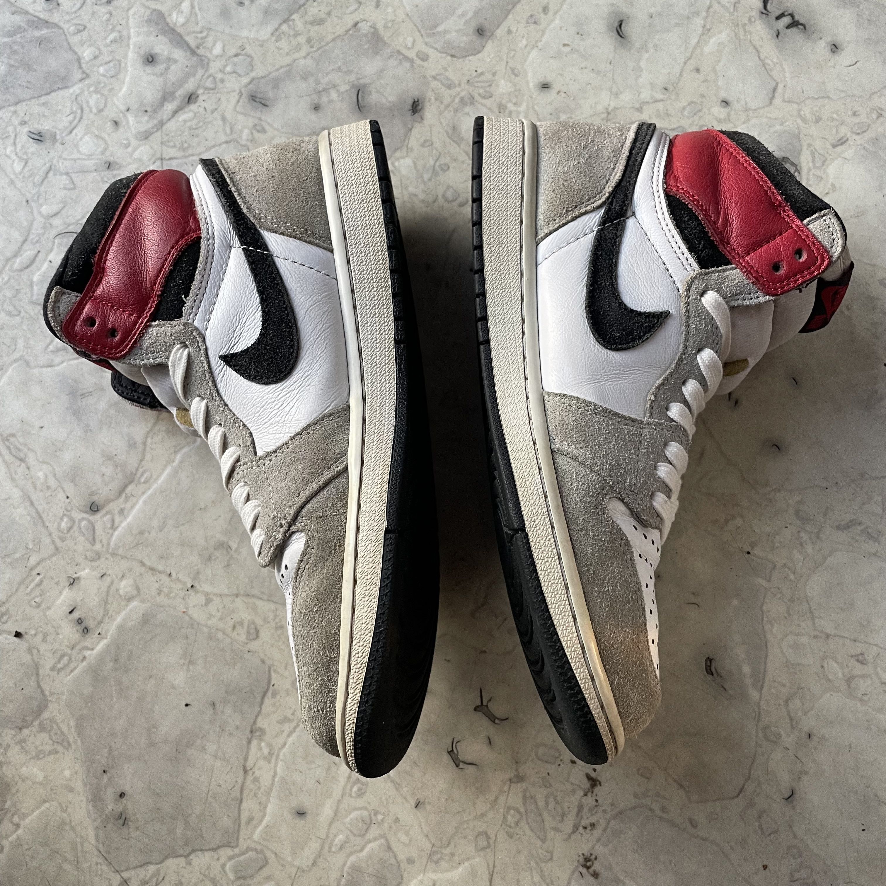Jordan Brand Jordan 1 Retro High OG Smoke Gray Size US 8 / EU 41 - 4 Thumbnail