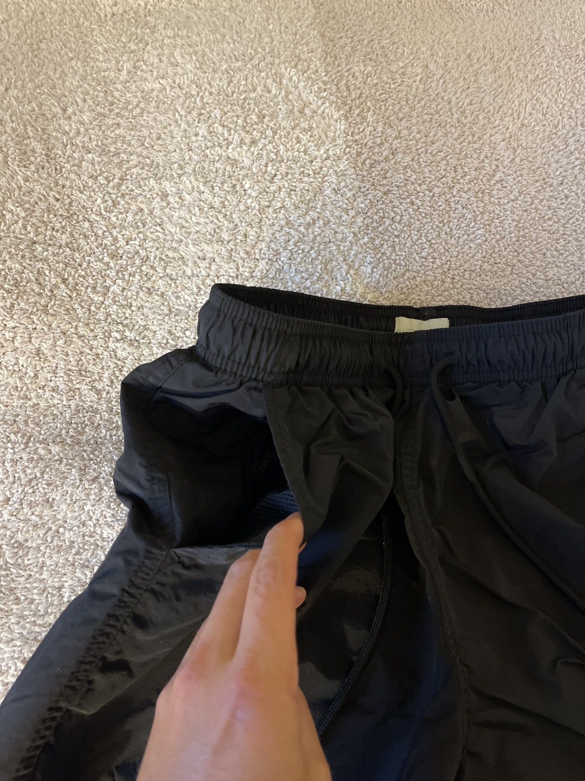Standard Cloth Black Running Shorts Size US 32 / EU 48 - 4 Thumbnail