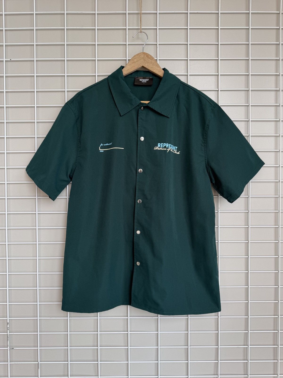 Represent Clo. Represent Patron of the Club Snap Shirt Mens Size L Size US L / EU 52-54 / 3 - 1 Thumbnail