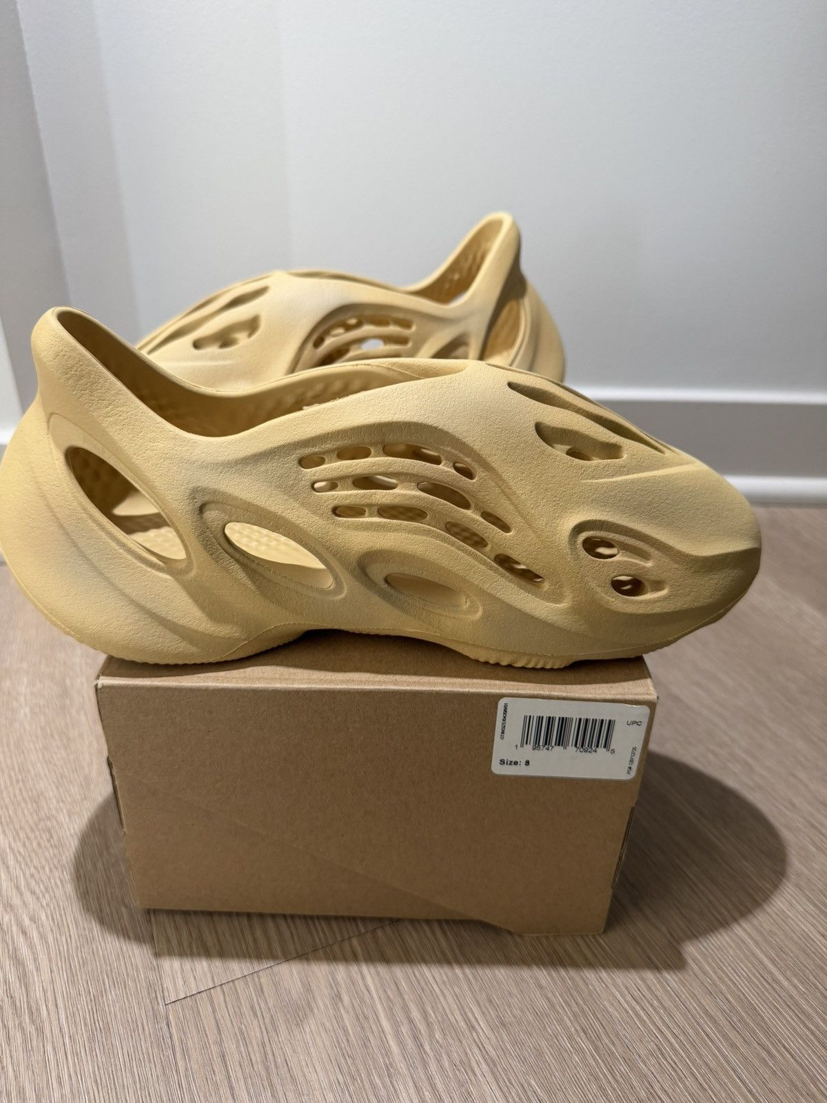 Adidas × Kanye West Adidas Yeezy Foam Runner Size US 8 / EU 41 - 2 Thumbnail