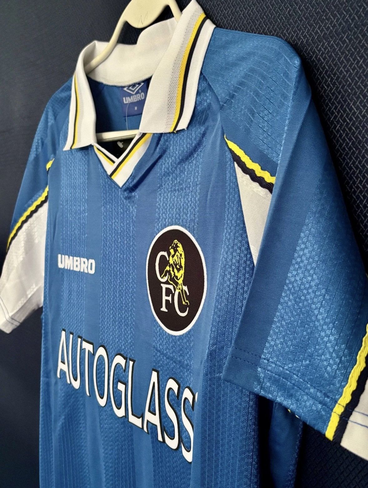 Umbro Chelsea 1997/99 Home Retro Jersey -M Size US M / EU 48-50 / 2 - 4 Thumbnail