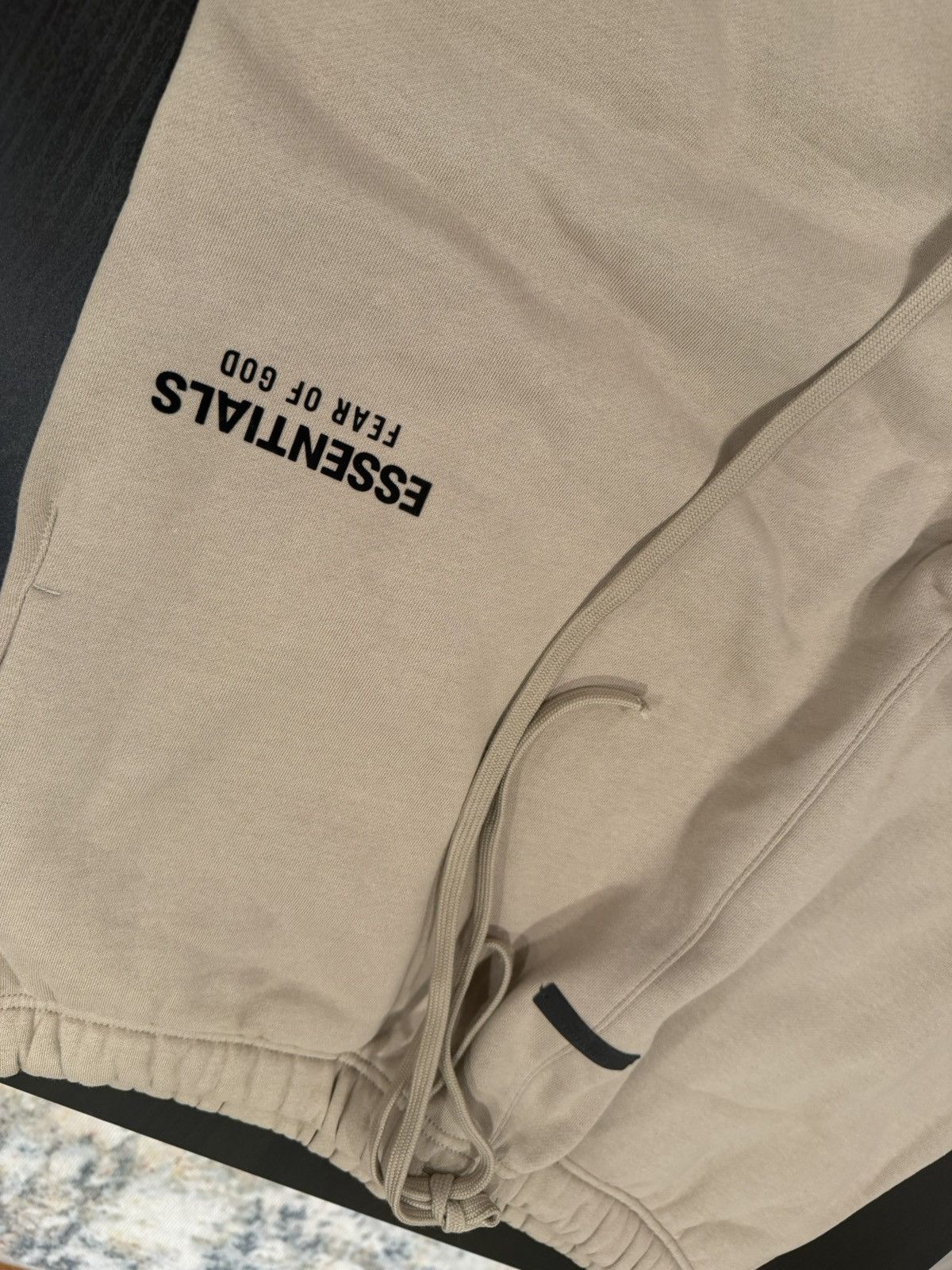 Fear of God Fear of God Essentials Fleece Sweatpants Desert Sand Size US 39 - 6 Thumbnail