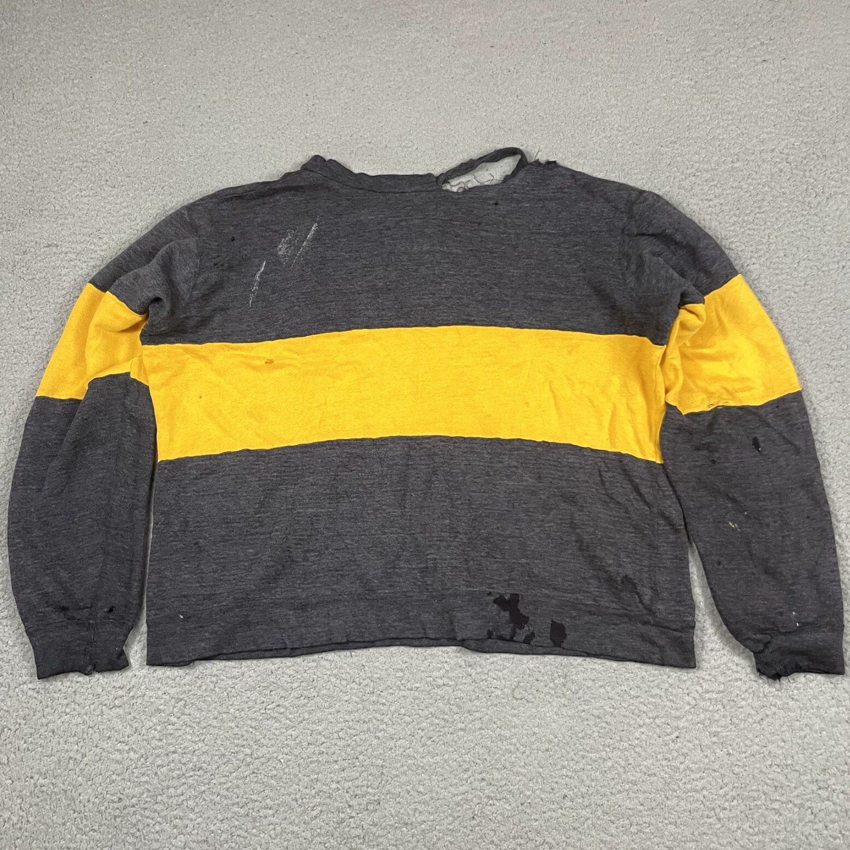 Thrasher VINTAGE Iowa Sweatshirt Shirt S Gray 90s Pullover Mens Distressed Graphic Print Lightweight Size US S / EU 44-46 / 1 - 7 Thumbnail