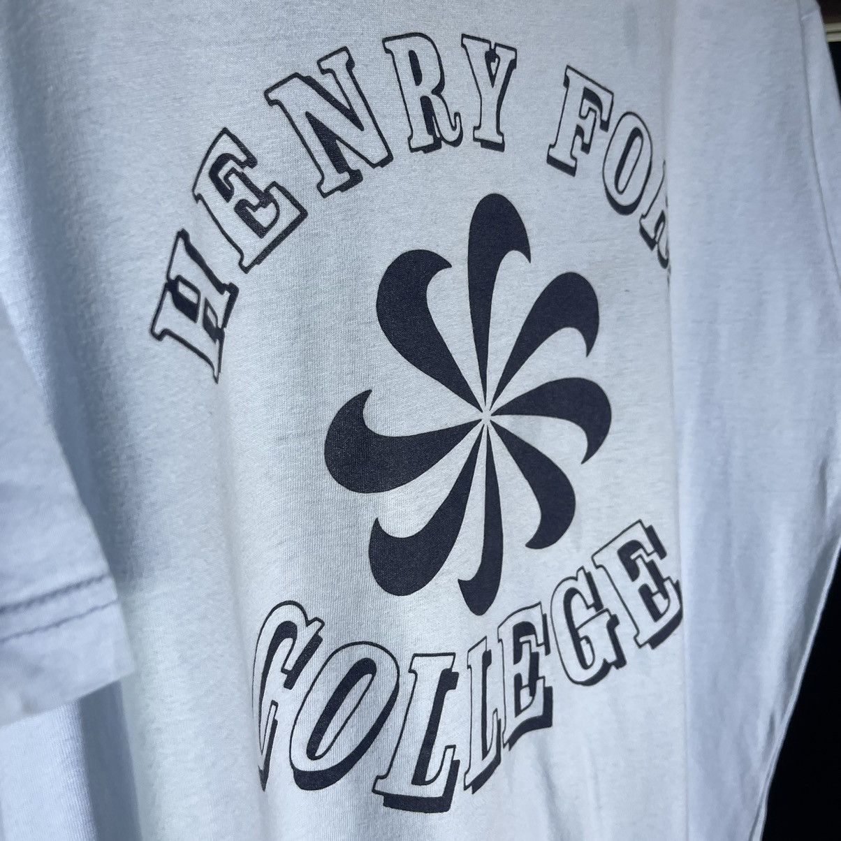 Nike × Vintage Rare! Vintage Nike Pinwheel Henry Ford College Tshirt Size US M / EU 48-50 / 2 - 7 Thumbnail
