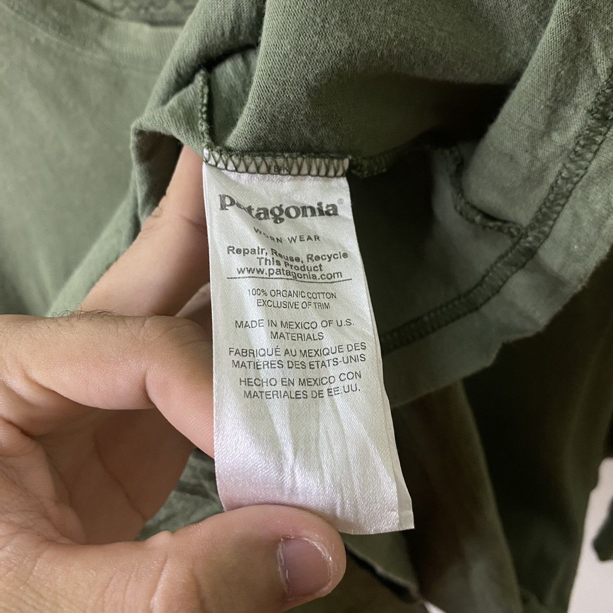 Patagonia Patagonia Surf Shark Tee Size US M / EU 48-50 / 2 - 4 Thumbnail