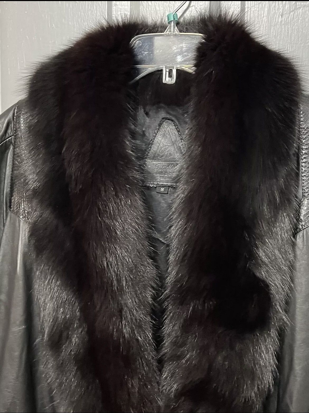 Vintage Black leather maxi coat with fox fur trim Size S / US 4 / IT 40 - 4 Thumbnail
