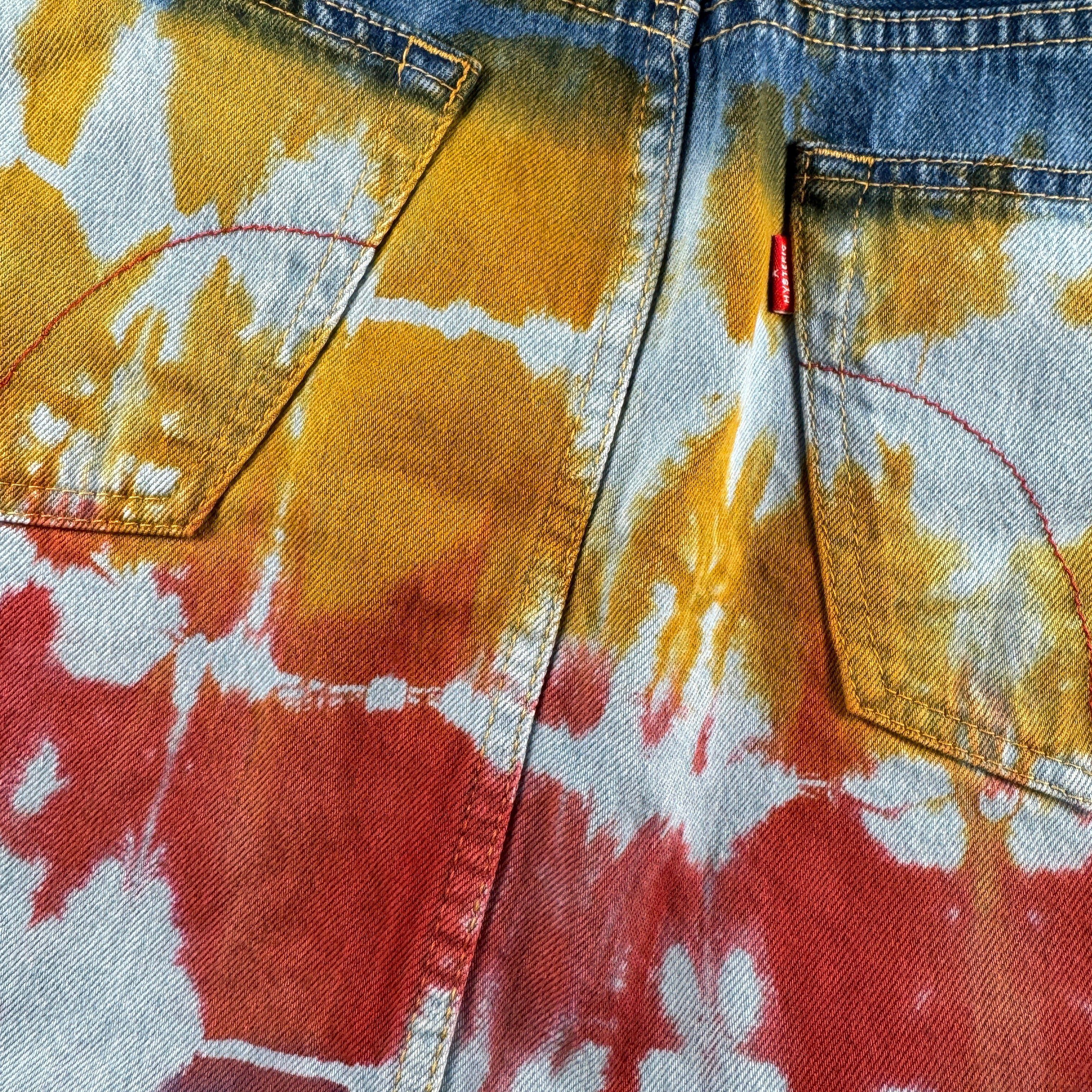 Hysteric Glamour Hysteric Glamour Tie-dye Mini Skirt Kinky (27) Size 27" / US 4 / IT 40 - 4 Thumbnail