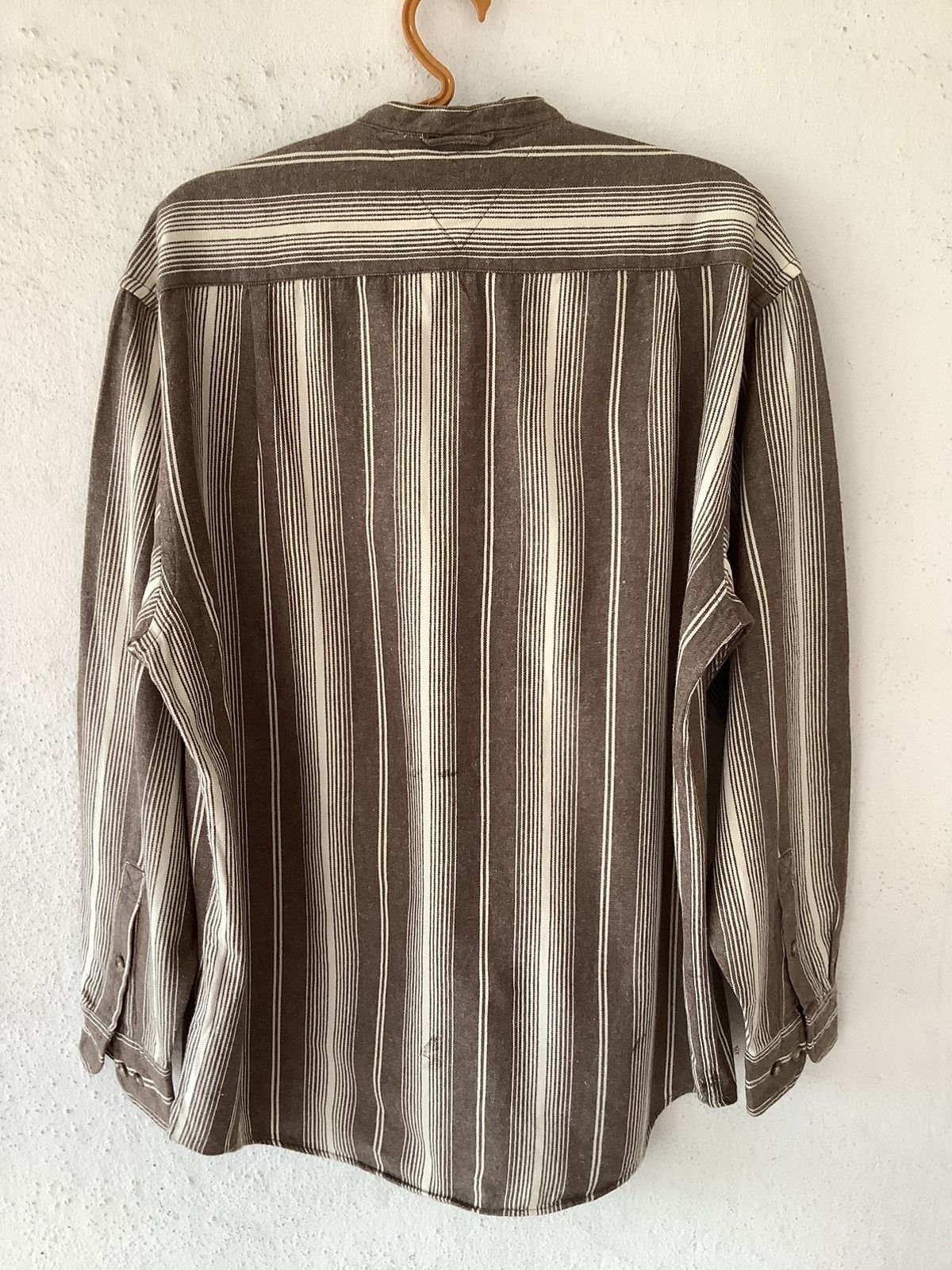 Tommy Hilfiger × Vintage Vintage Tommy Hilfiger Button Up Shirt Size US L / EU 52-54 / 3 - 9 Thumbnail