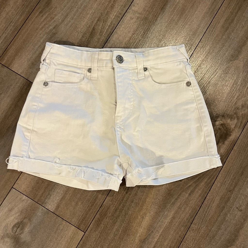 True Religion True Religion White Denim Casual Shorts Women 26 Size 26" / US 2 / IT 38 - 1 Thumbnail