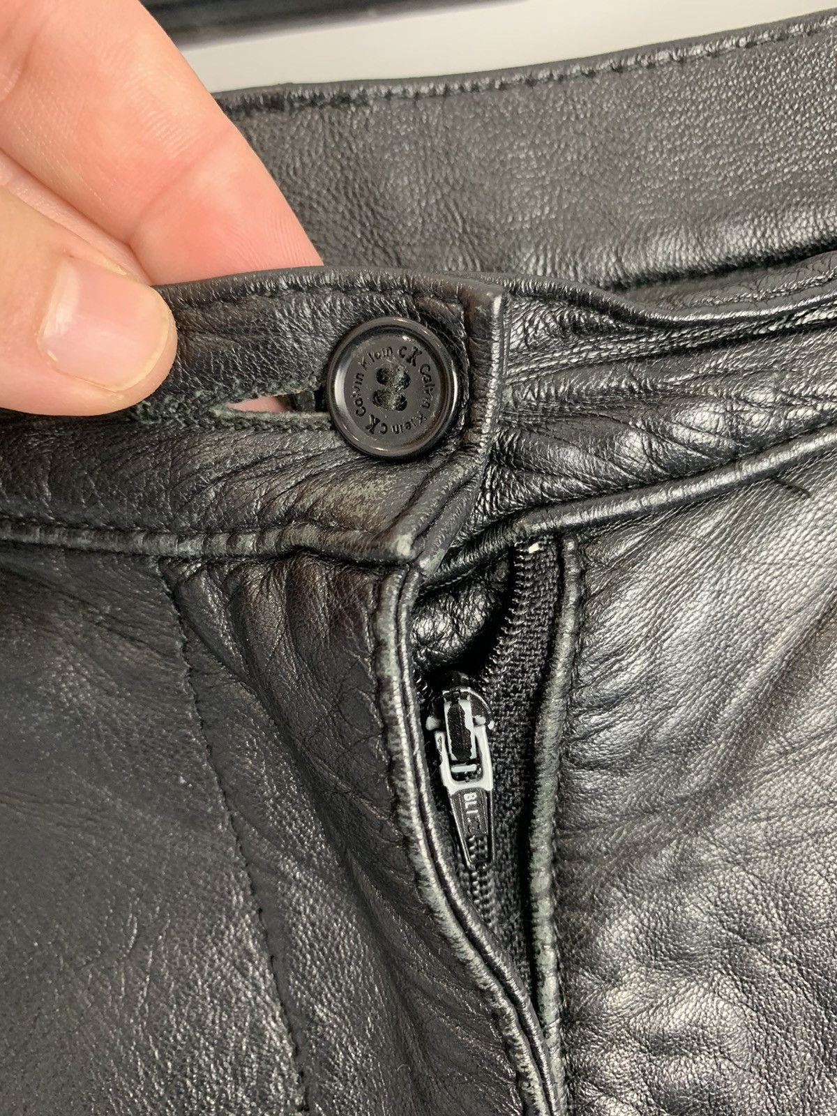 Calvin Klein Vintage Calvin Klein Jeans Leather Trousers Pants Opium Y2K Size 32" / US 10 / IT 46 - 9 Thumbnail