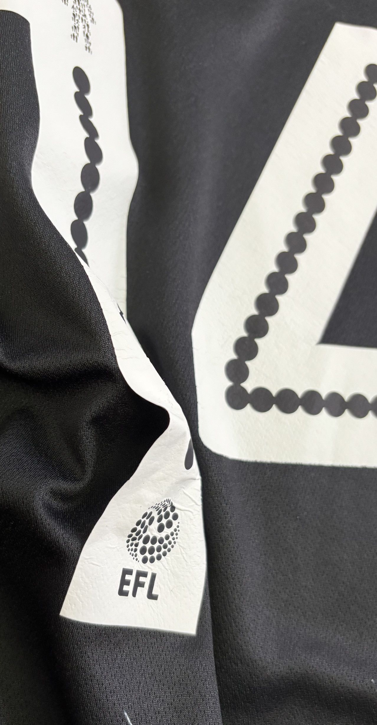 Errea Grimsby Town 2017/2018 #14 Errea Football Jersey Size L Size US L / EU 52-54 / 3 - 15 Thumbnail