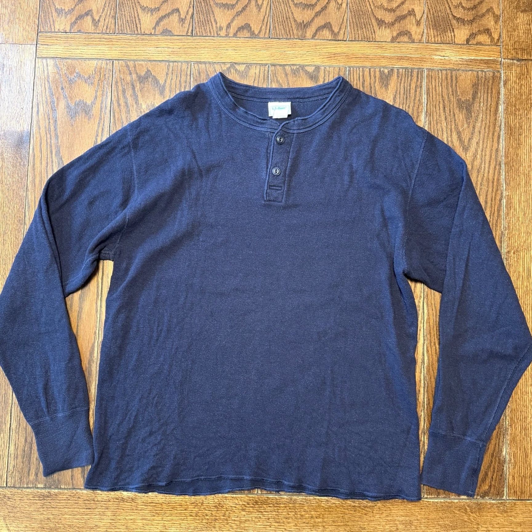 Vintage VINTAGE L.L. Bean Mens Long Sleeve Henley Shirt Wool Blend Navy Blue Large USA Regular Mens Button-Up Thermal Size US L / EU 52-54 / 3 - 2 Thumbnail