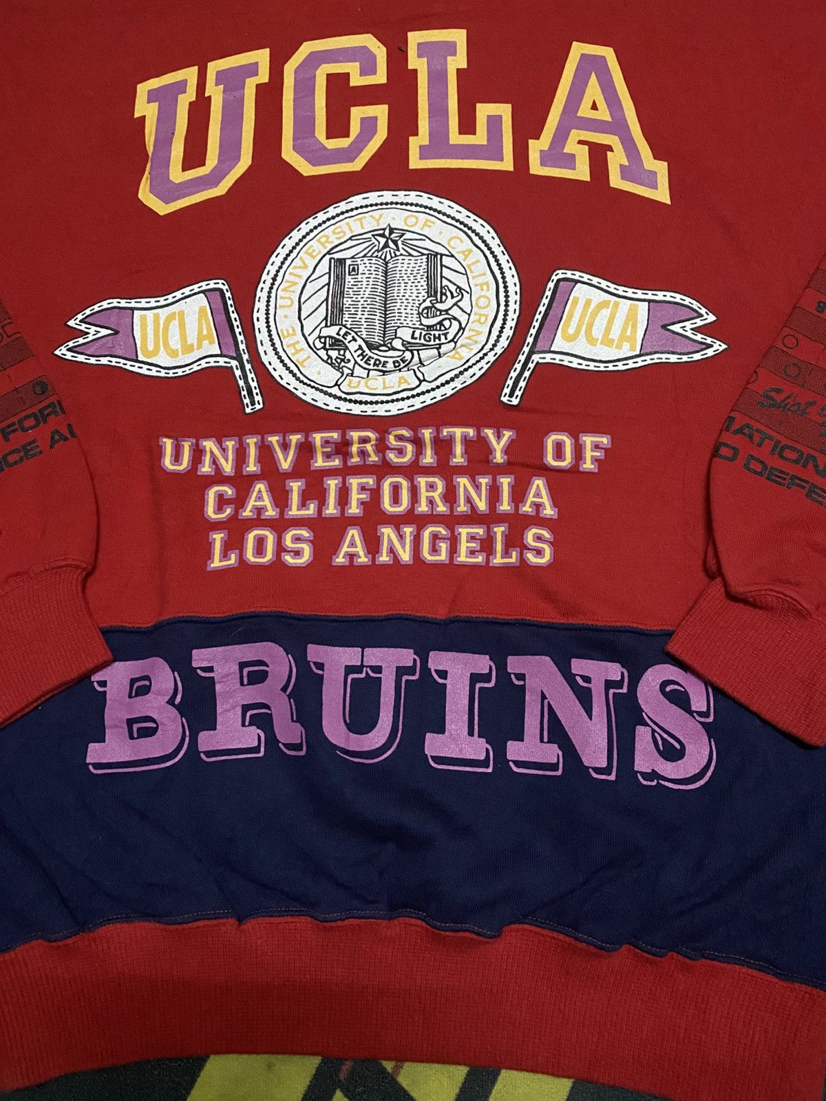 Vintage Vintage UCLA Bruins Iconic Logo Pullover Crewneck Sweatshirt Size US M / EU 48-50 / 2 - 5 Thumbnail