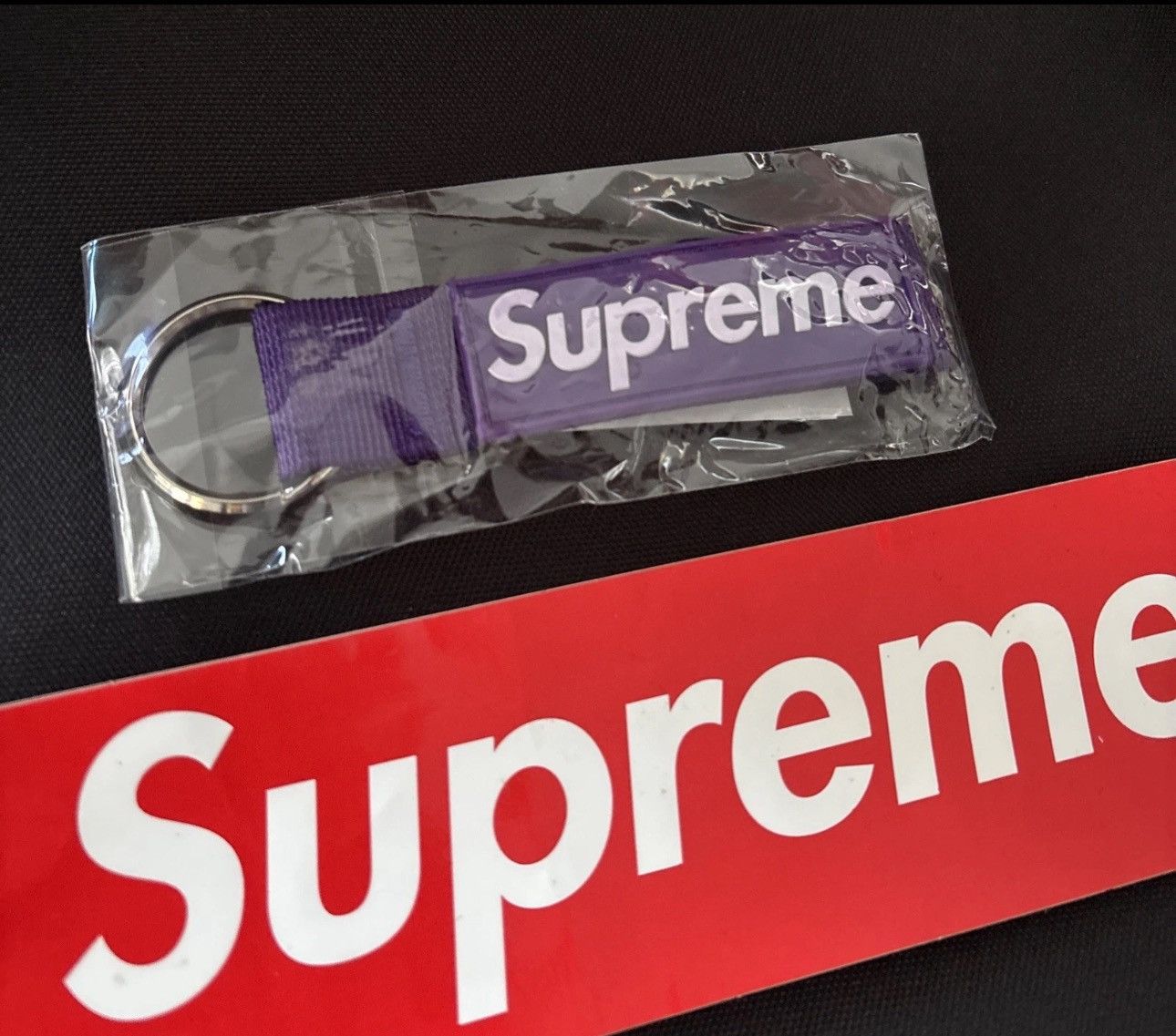 Supreme Supreme Webbing Keychain Size ONE SIZE - 2 Thumbnail