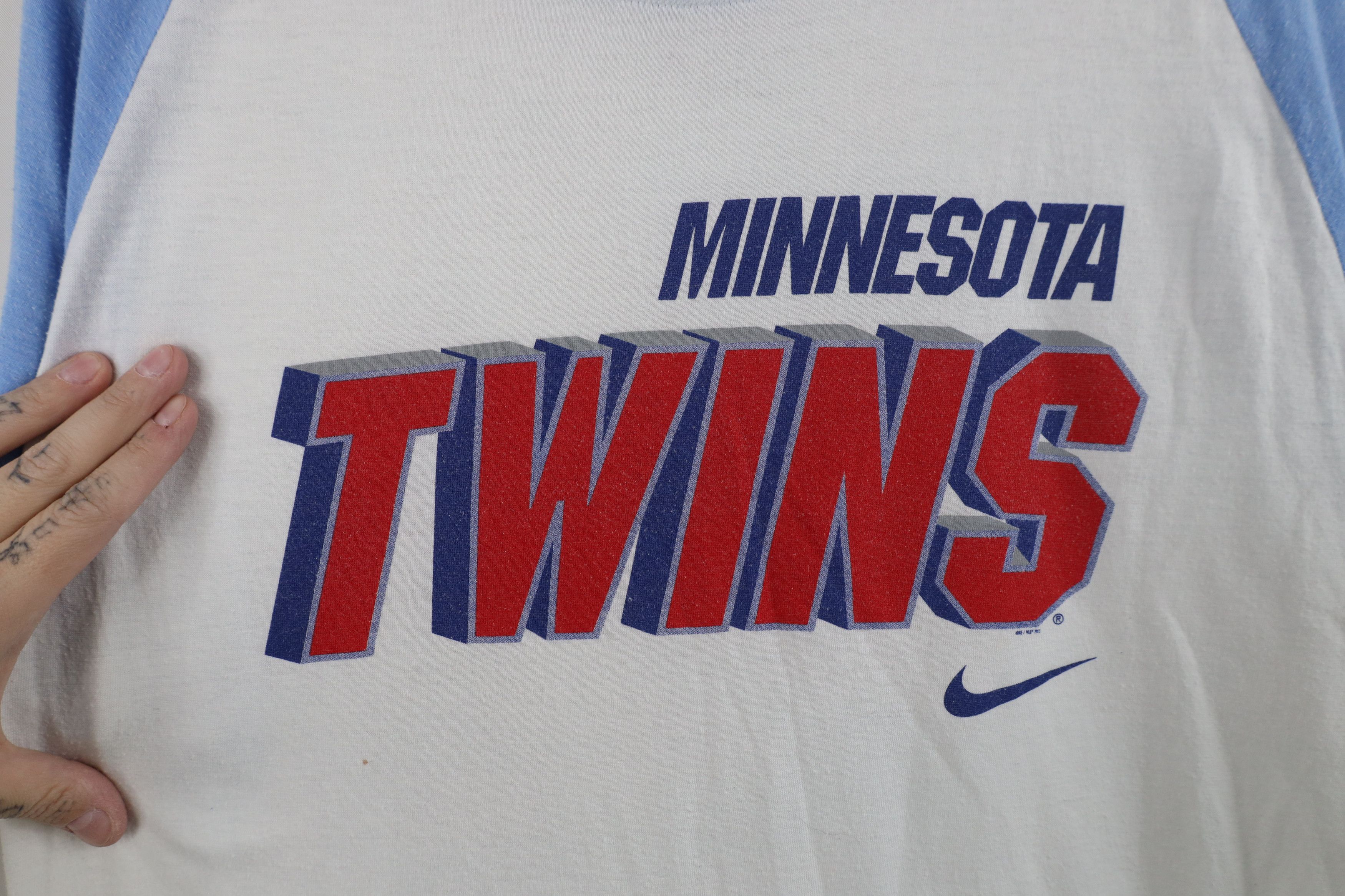 Nike Retro Y2K Nike Minnesota Twins Baseball Raglan T-Shirt Size US L / EU 52-54 / 3 - 6 Thumbnail