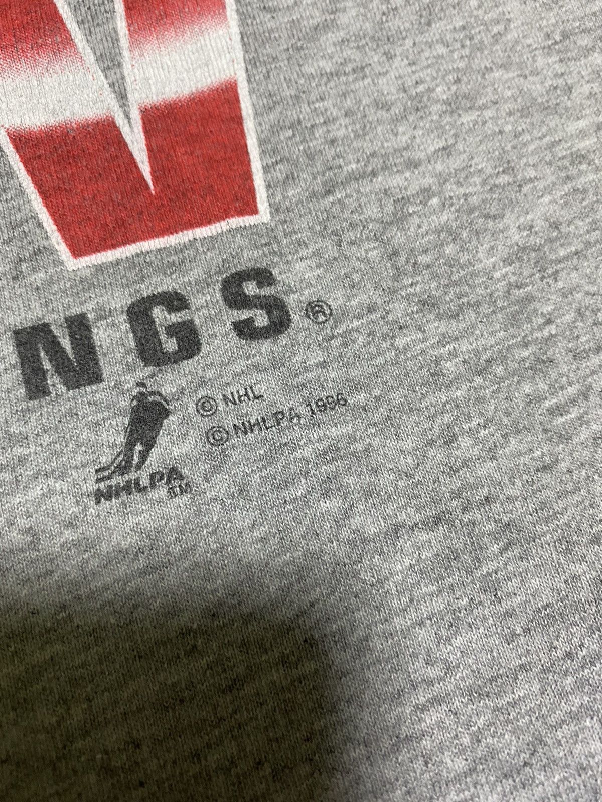Lee × NHL × Vintage Vintage 90’s Detroit Red Wings Sergei Fedorov Lee Sport Tee Size US L / EU 52-54 / 3 - 5 Thumbnail