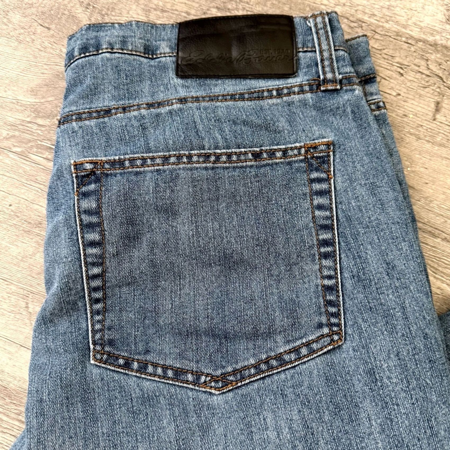 Eddie Bauer Eddie Bauer Jeans Mens 34x30 Blue Denim Straight Leg 5-Pocket Zip Regular Waist Flannel Lined Workwear Size US 34 / EU 50 - 7 Thumbnail