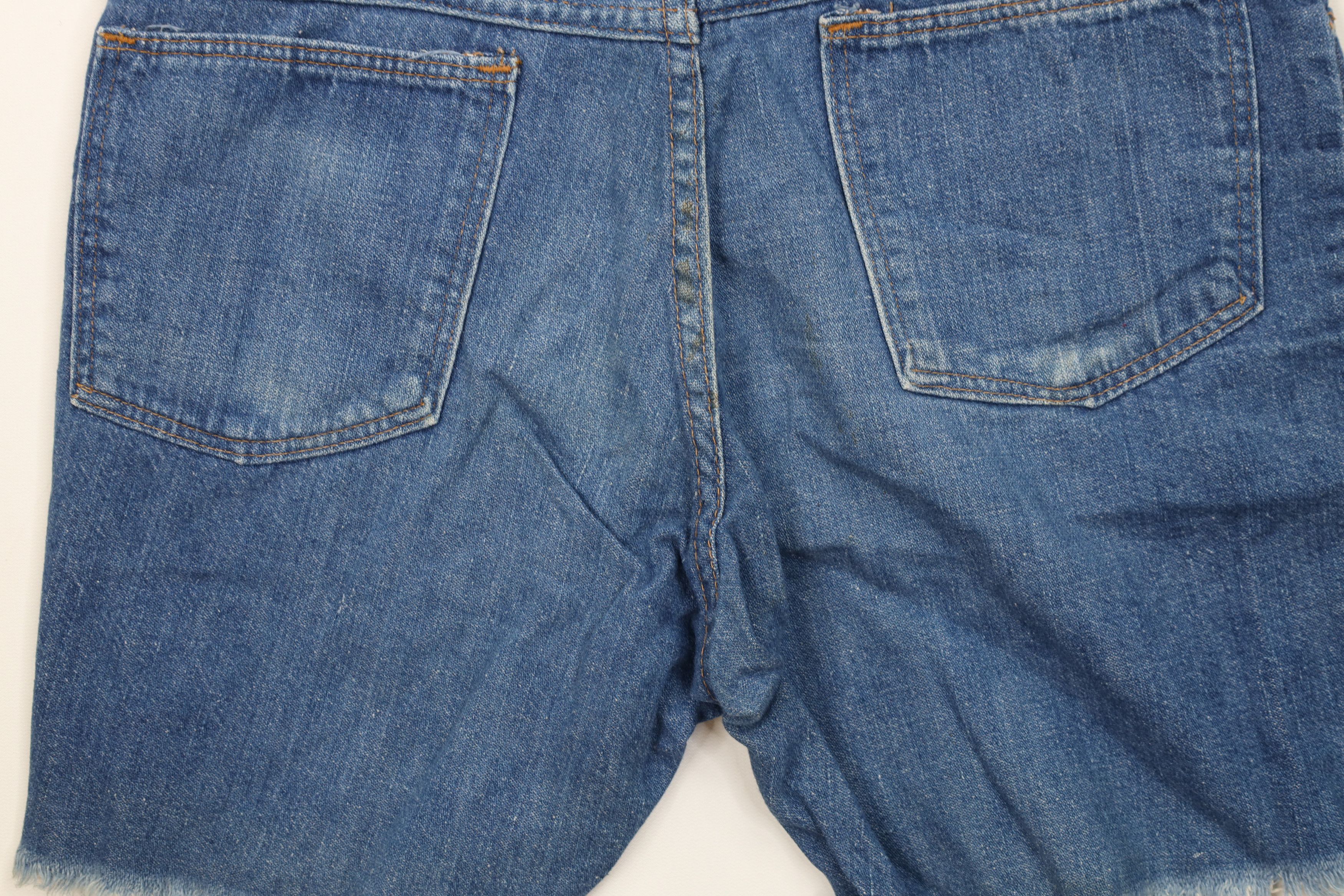 Wrangler Vintage 70s Wrangler Frayed Denim Jean Short Shorts Blue USA Size US 30 / EU 46 - 10 Thumbnail