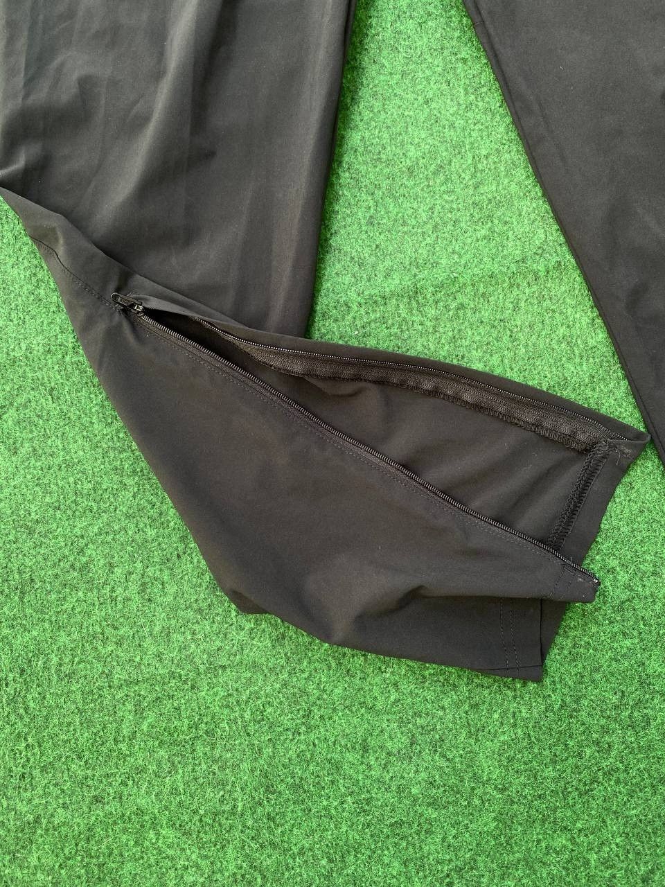 Adidas training pants/tracksuits Adidas x Real Madrid 24/25 men's S Size US 30 / EU 46 - 5 Thumbnail