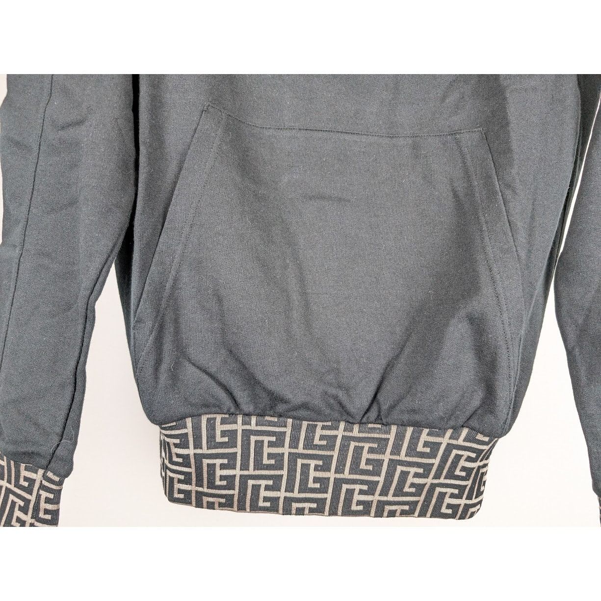 Balmain o1rshd1 Q:2 / Pullover Hoodie With Monogram Logo Trim Black Size US M / EU 48-50 / 2 - 6 Thumbnail