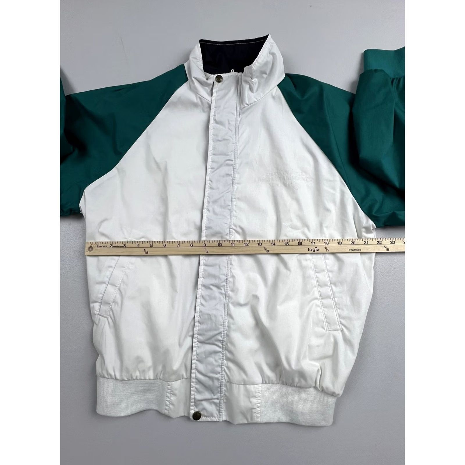 Vintage VINTAGE Four Seasons Jacket Mens Medium White Green Nylon Windbreaker Lined USA Size US M / EU 48-50 / 2 - 5 Thumbnail
