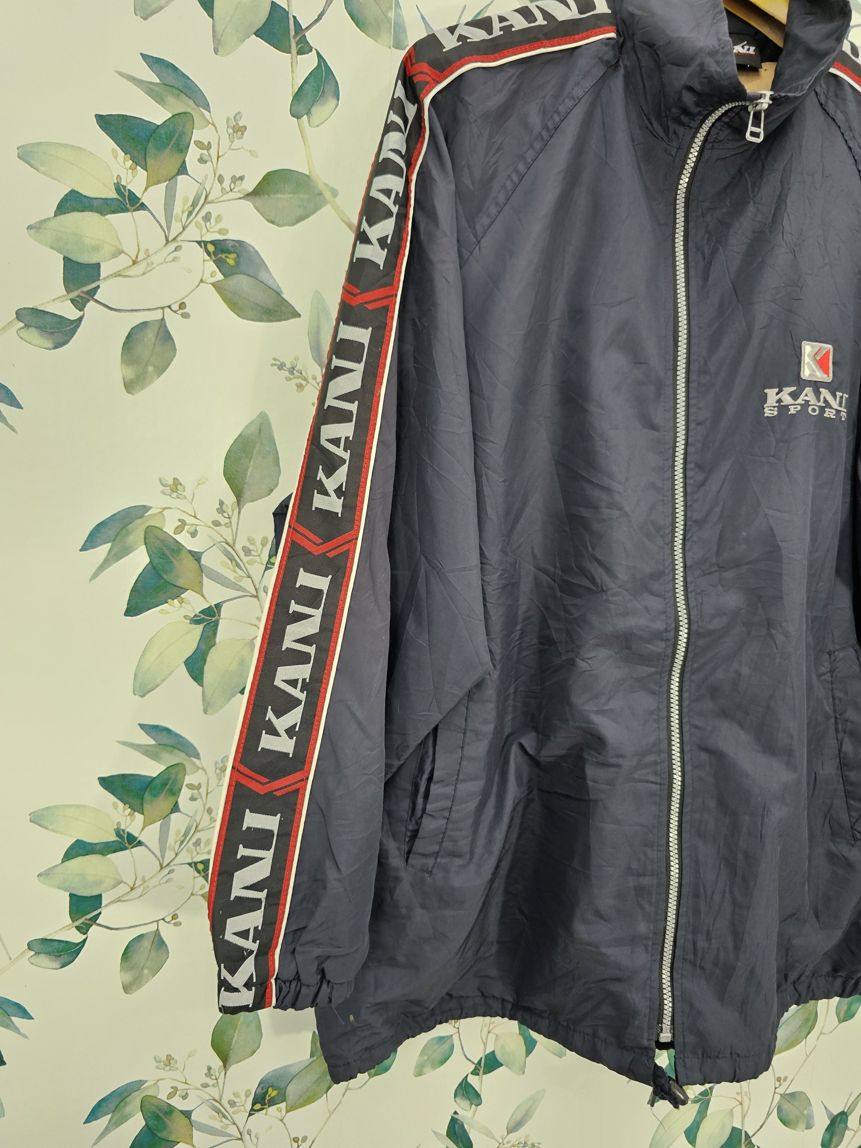 Karl Kani Vintage Karl KANI Sport Spellout Windbreaker Jacket J0105 Size US L / EU 52-54 / 3 - 3 Thumbnail
