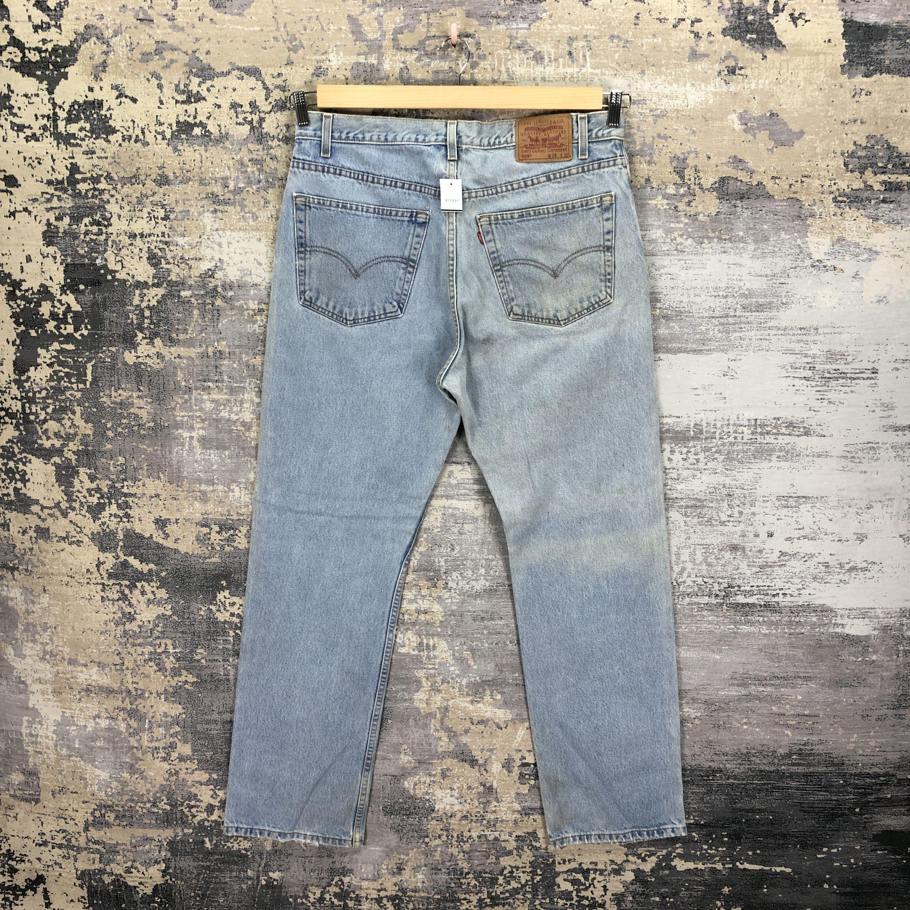 Levi's Vintage Levis 505 Light Wash Jeans Levi's Dirty Faded Denim Size US 37 - 2 Thumbnail