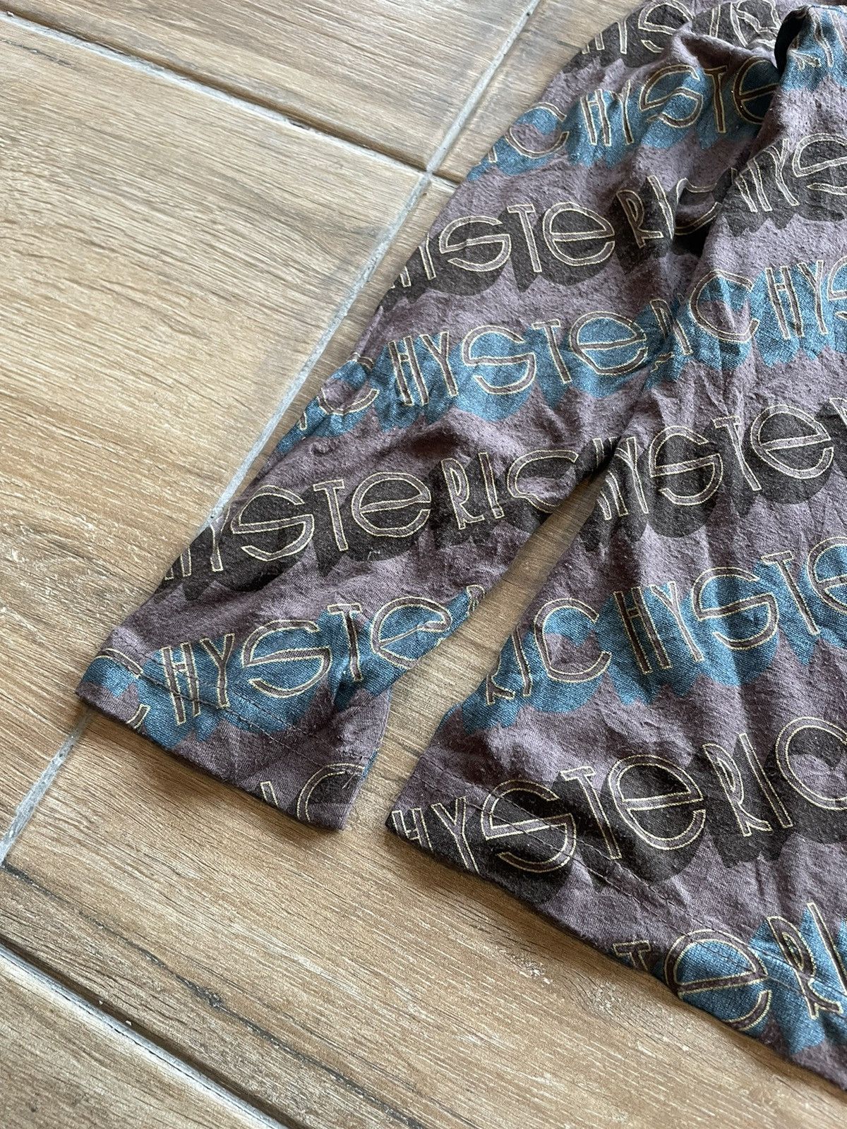 Hysteric Glamour × Vintage Hysteric Glamour Script Overprint Shirt Size S / US 4 / IT 40 - 6 Thumbnail