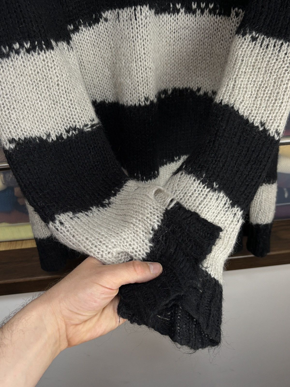 Acne Studios Acne Studios Knit Distressed Oversized Mohair Sweater Rare Size US M / EU 48-50 / 2 - 3 Thumbnail