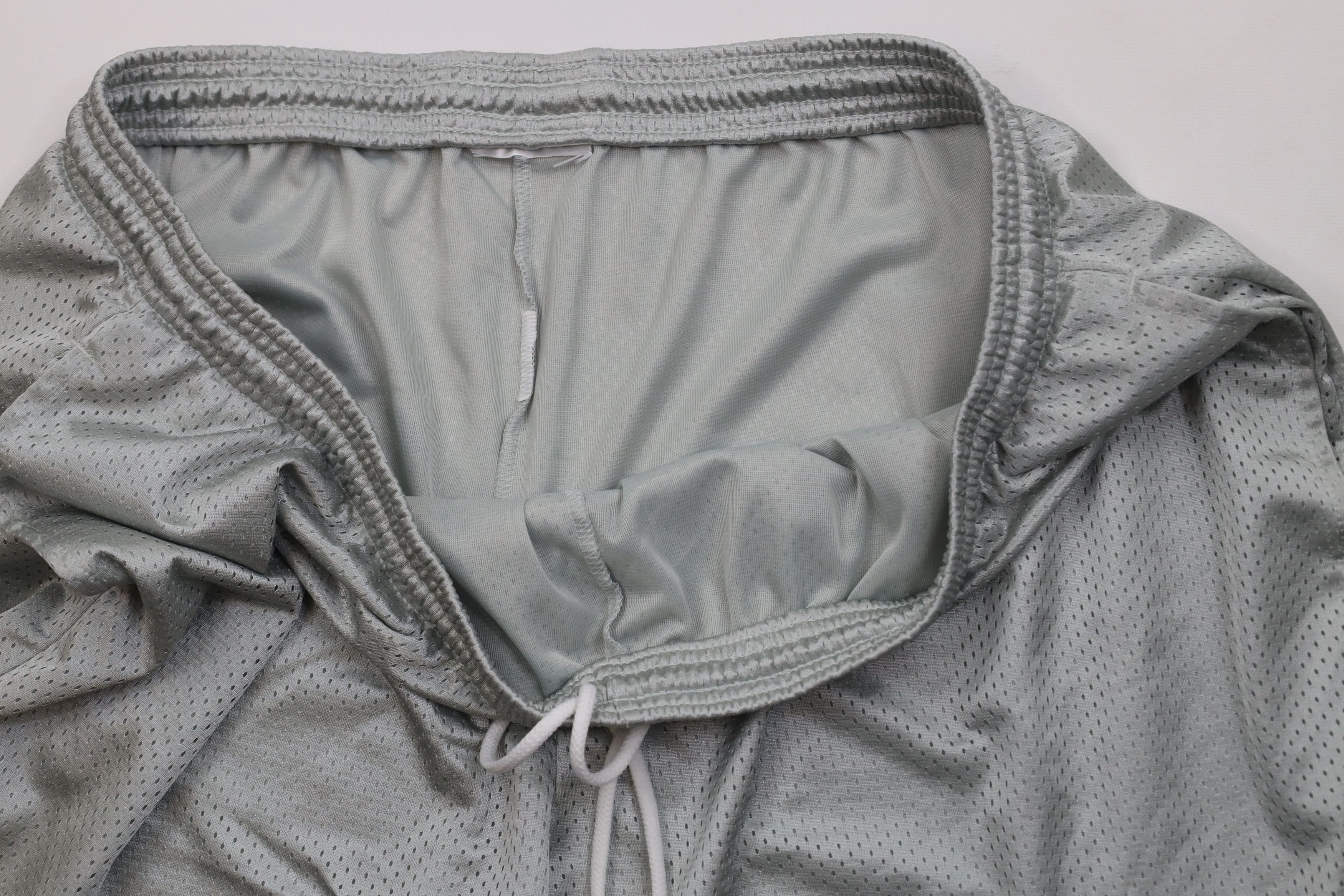 Vintage Vintage 90s Y2K Streetwear Above Knee Mesh Shorts Polyester Size US 36 / EU 52 - 6 Thumbnail