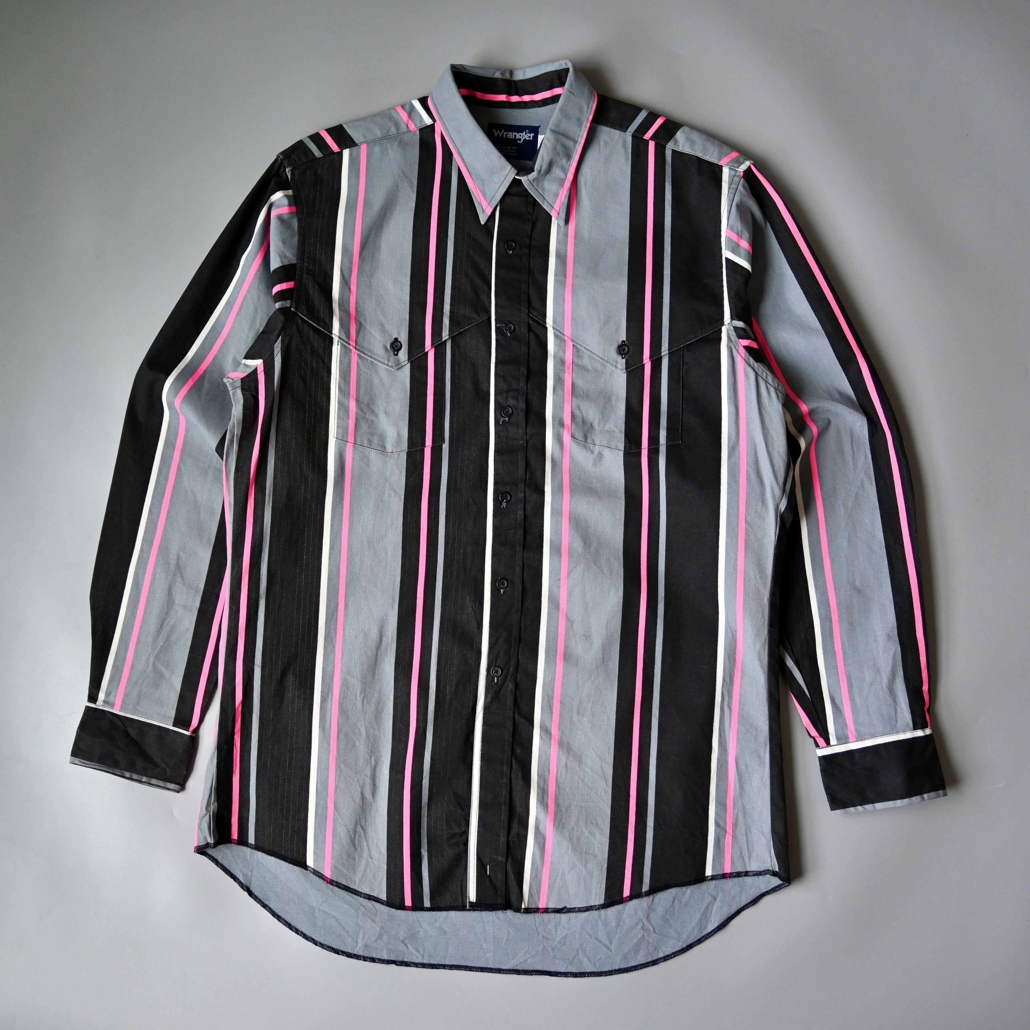 Vintage MINT, 1990s Wrangler Brushpopper cape shirt grey x pink Size US L / EU 52-54 / 3 - 5 Thumbnail