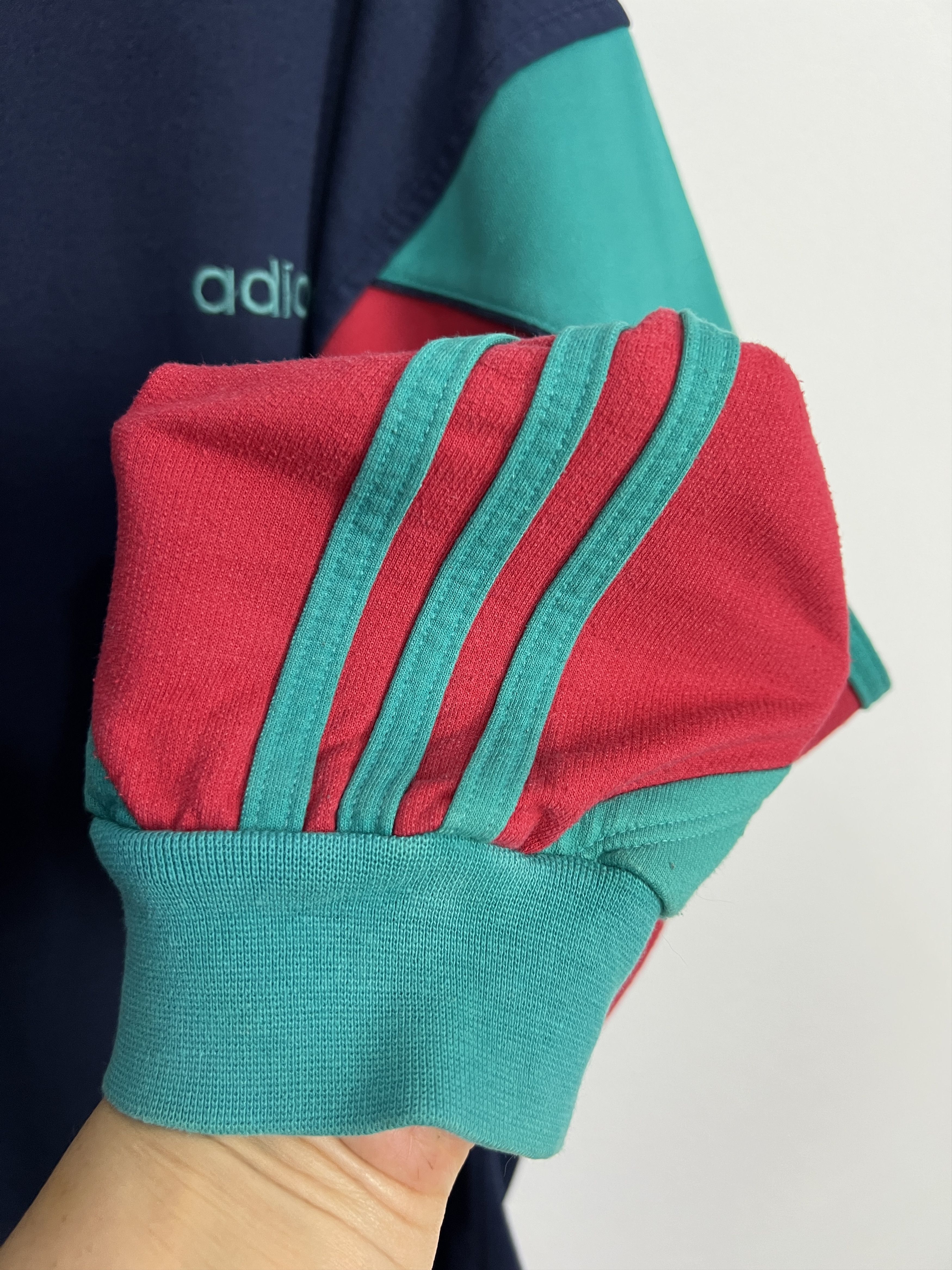 Adidas Vintage 90's Sweatshirt Blue Red Green Crewneck Jacket Size US XL / EU 56 / 4 - 4 Thumbnail