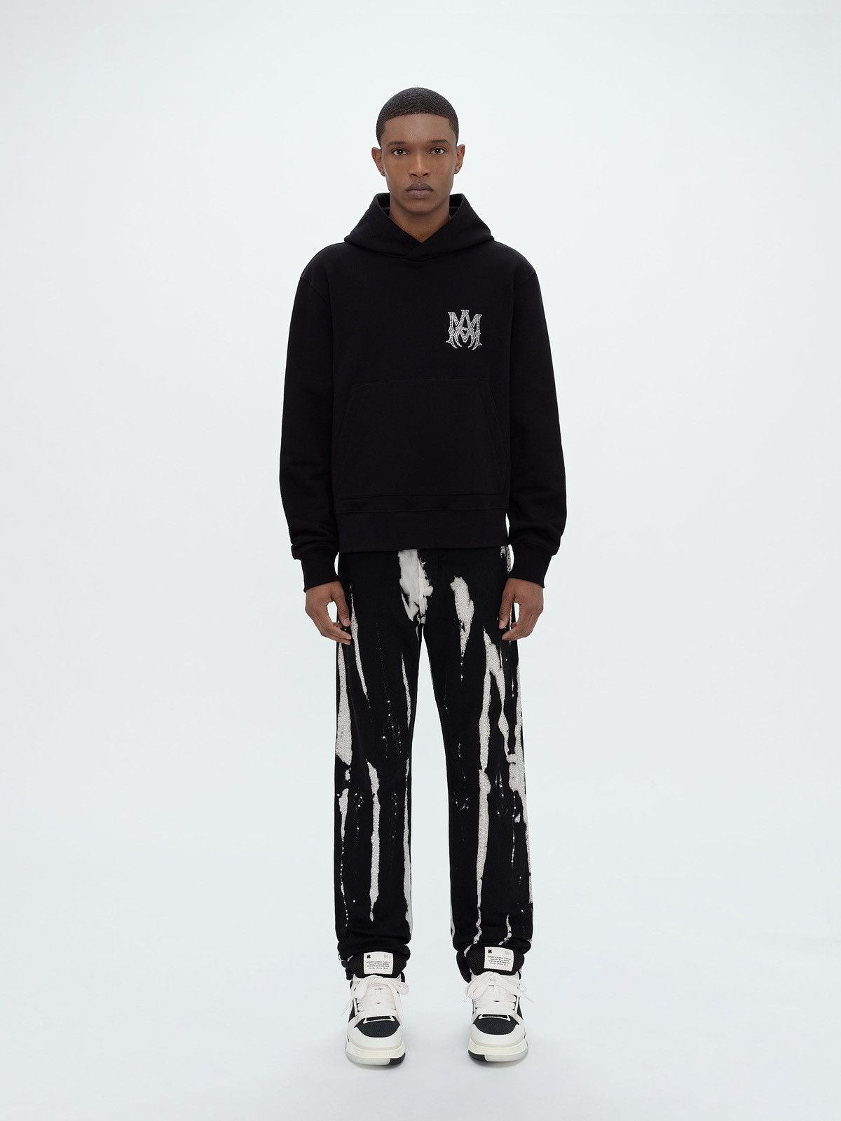 Amiri AMIRI CRYSTAL BLEACHED DYE STRAIGHT LEG EMBELLISHED JEAN Size US 30 / EU 46 - 3 Thumbnail