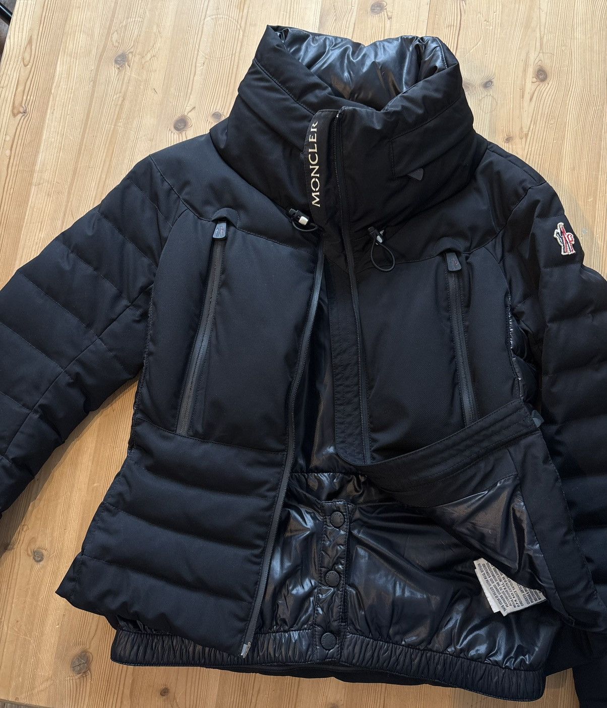 Moncler Moncler Grenoble Isere Jacket Size S / US 4 / IT 40 - 20 Thumbnail