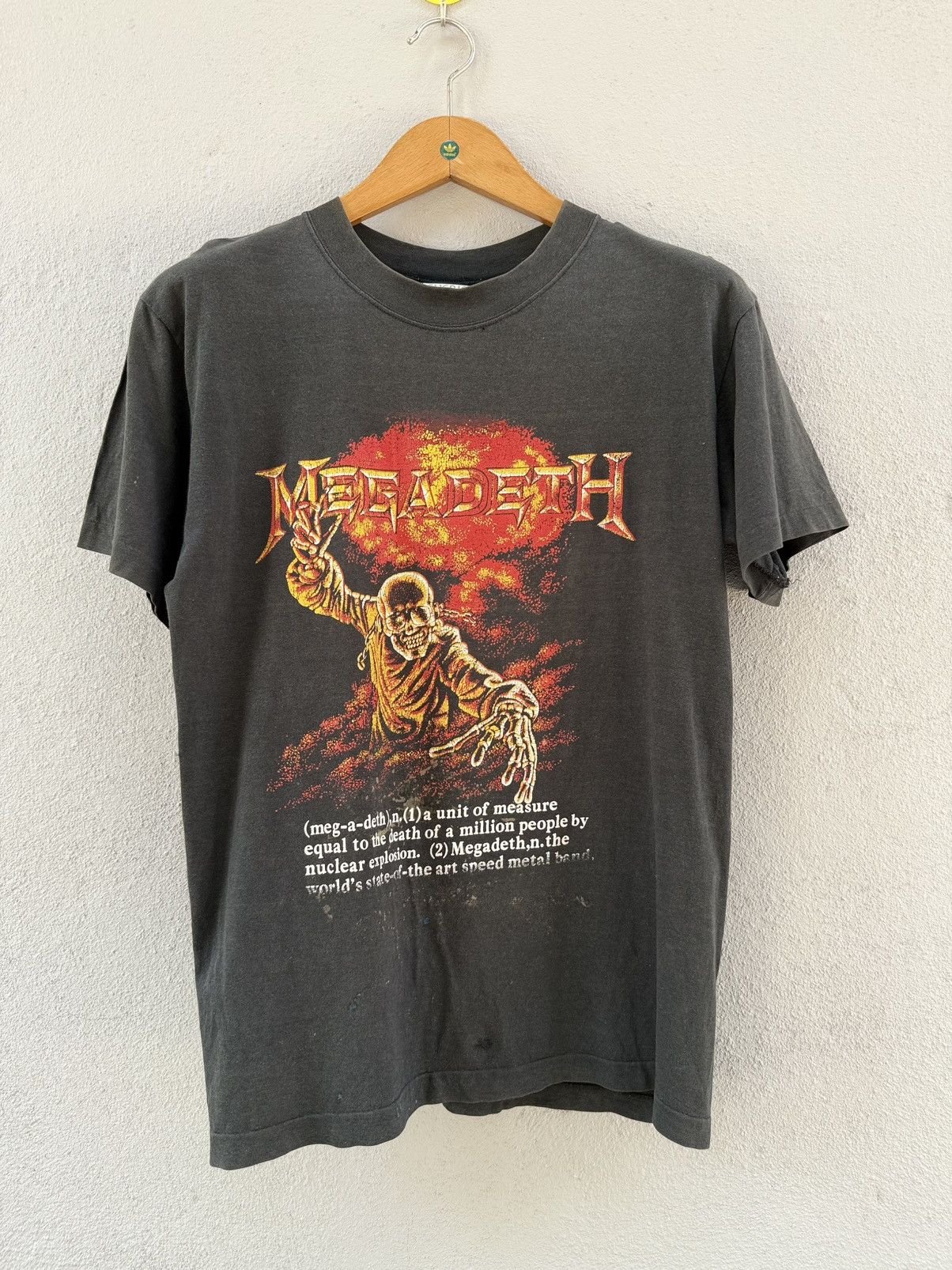 Band Tees Thrashed Vintage 80s Megadeth Heavy Metal Faded Promo Tee Size US M / EU 48-50 / 2 - 1 Thumbnail