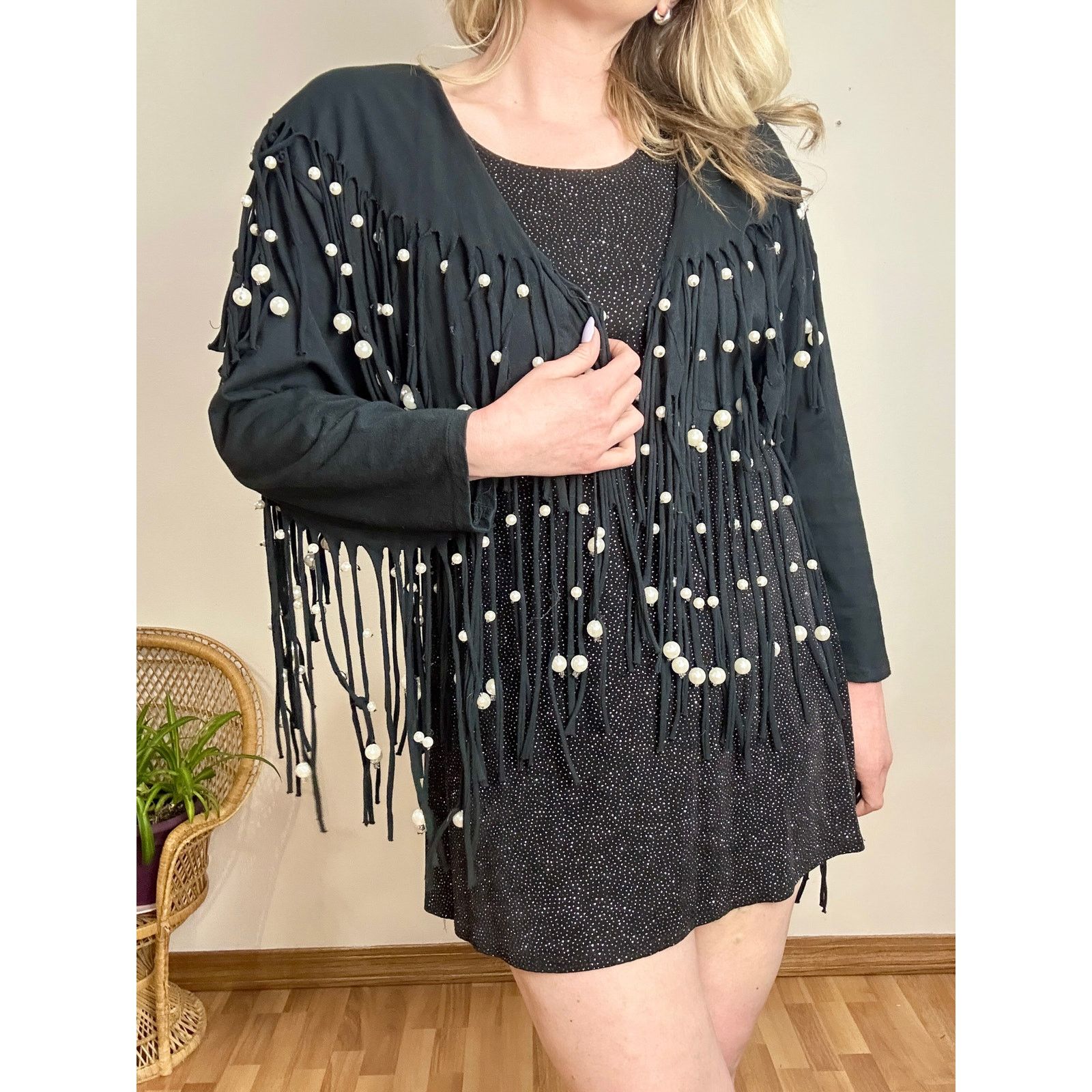 Vintage 80’s Pearl Fringe Bolero Jacket size large Size L / US 10 / IT 46 - 1 Thumbnail