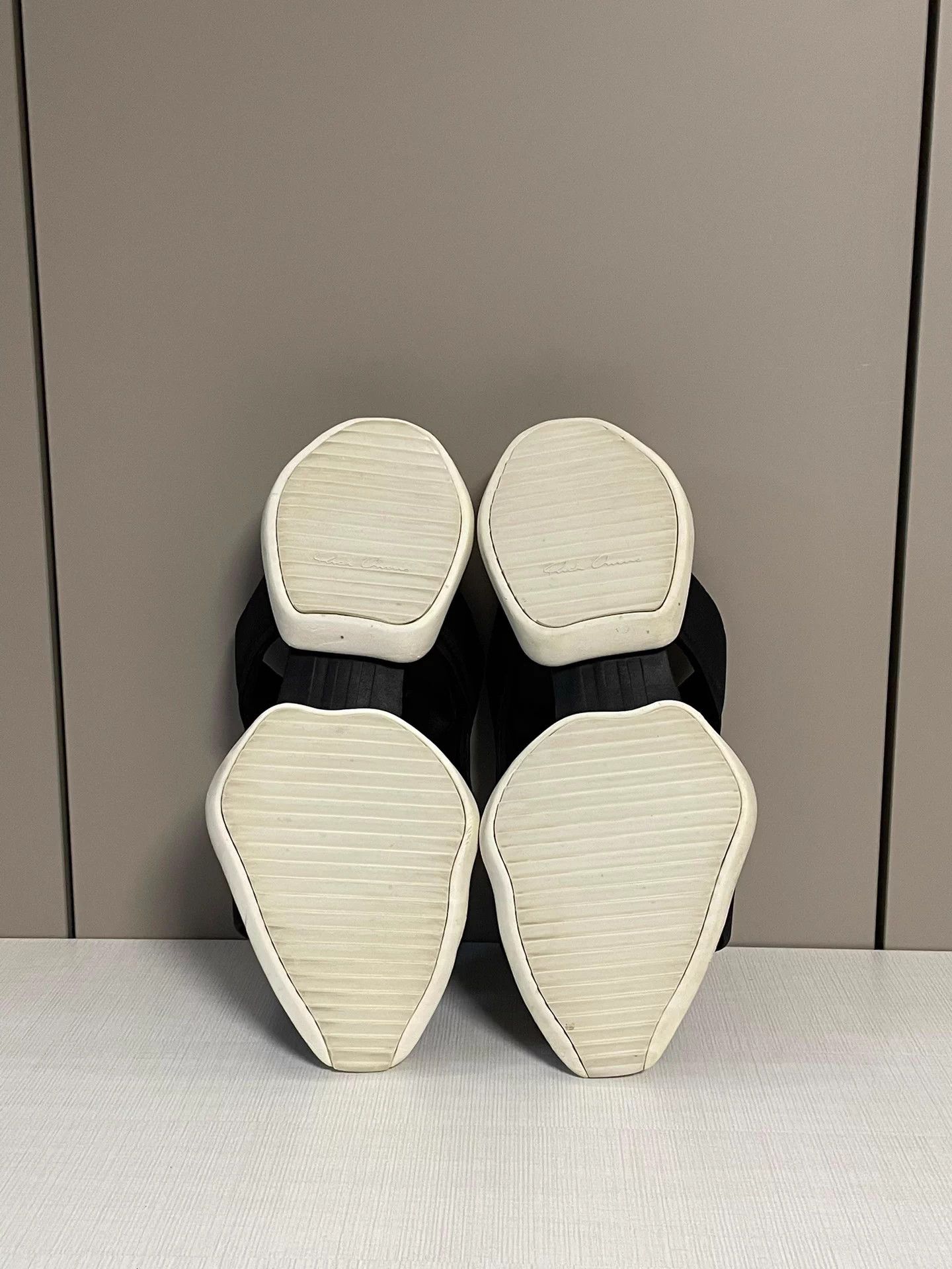 Rick Owens Rick Owens x Adidas Horsebit Slipper 40.5 Size US 9.5 / IT 39.5 - 7 Thumbnail