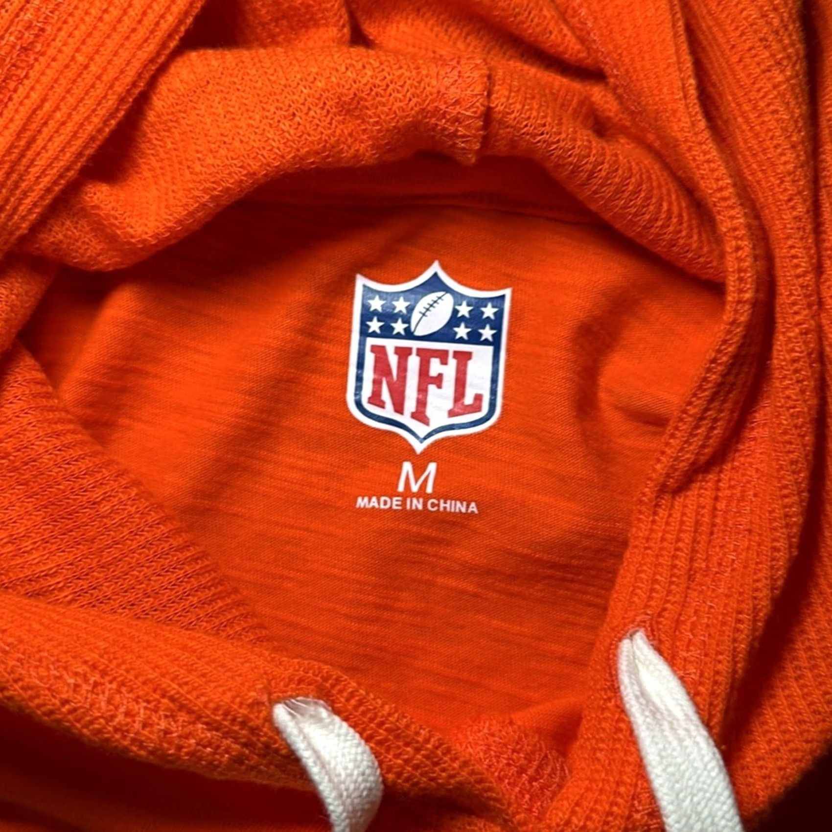 NFL VINTAGE Denver Broncos NFL Long Sleeve Tee Hoodie Mens Medium Orange Cotton Pullover Hoodie, Men, M, Orange, 90s/Concert? Size US M / EU 48-50 / 2 - 6 Thumbnail