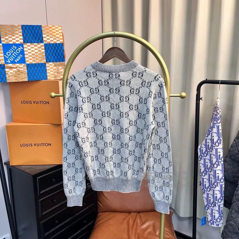 Gucci Gucci Grey old flower full print sweater Size S / US 4 / IT 40 - 2 Thumbnail