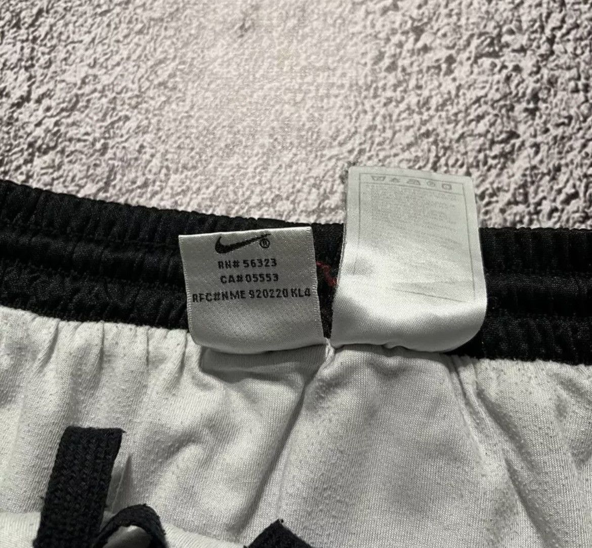 Nike × Vintage Nike Nike Shorts Shortpant Big Logo Size XL Size US 37 - 6 Thumbnail