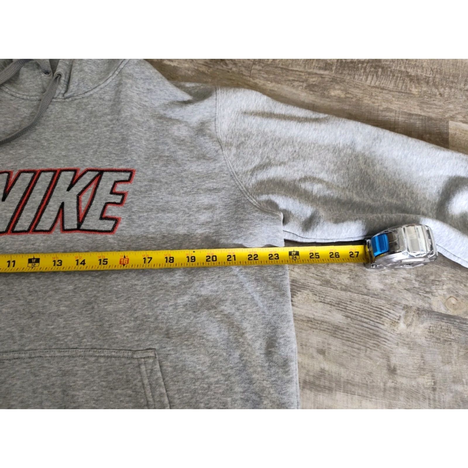 Nike VINTAGE Nike Hoodie Mens Large Gray Spell Out Logo Pullover Sweatshirt Y2K Size US L / EU 52-54 / 3 - 7 Thumbnail