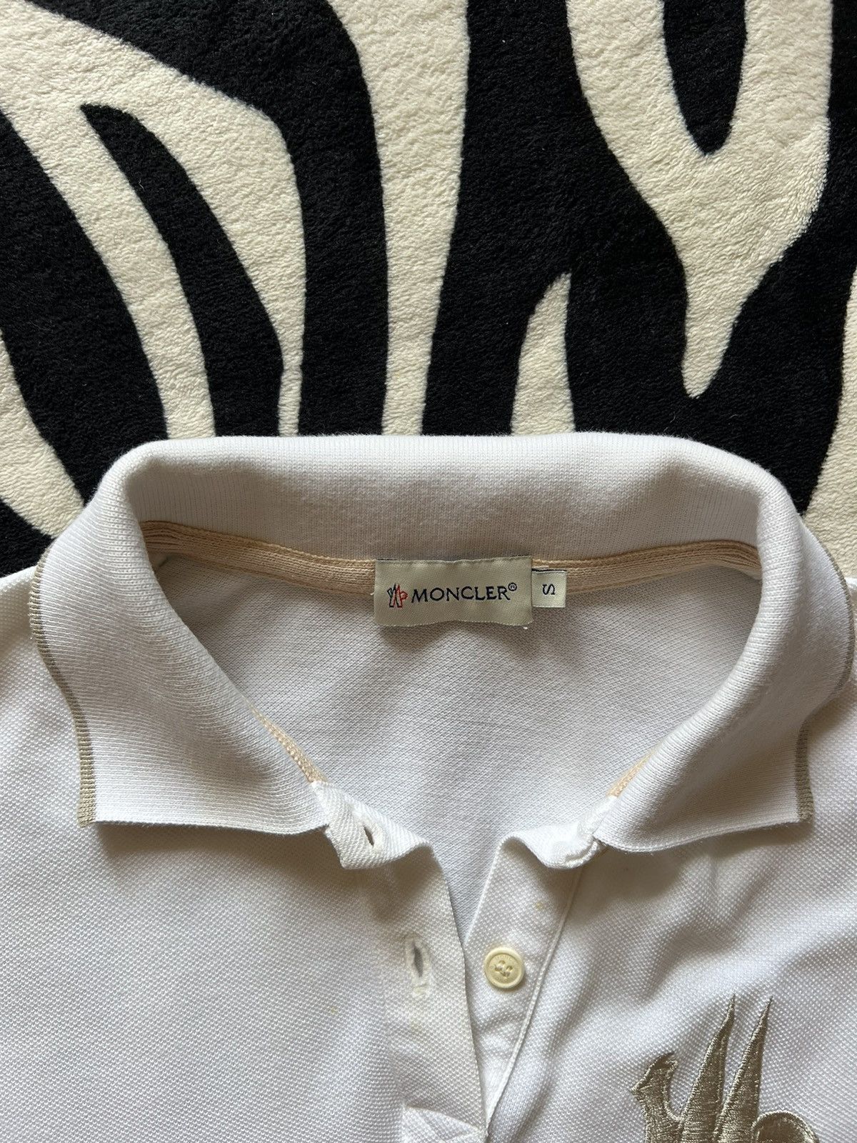 Moncler Moncler polo t-shirt embroidered big logo Size S / US 4 / IT 40 - 4 Thumbnail