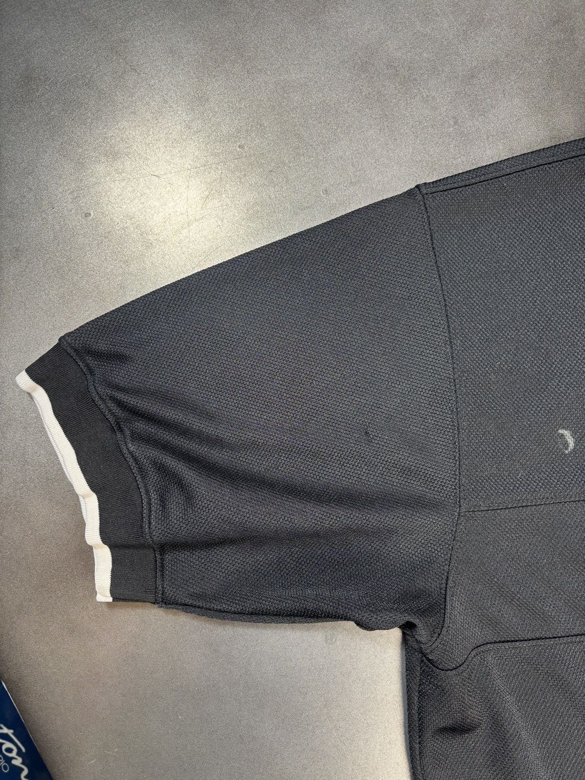 Nike 1990s Vintage Nike Active Shirt Shortsleeve Swoosh Warmup L Size US L / EU 52-54 / 3 - 11 Thumbnail
