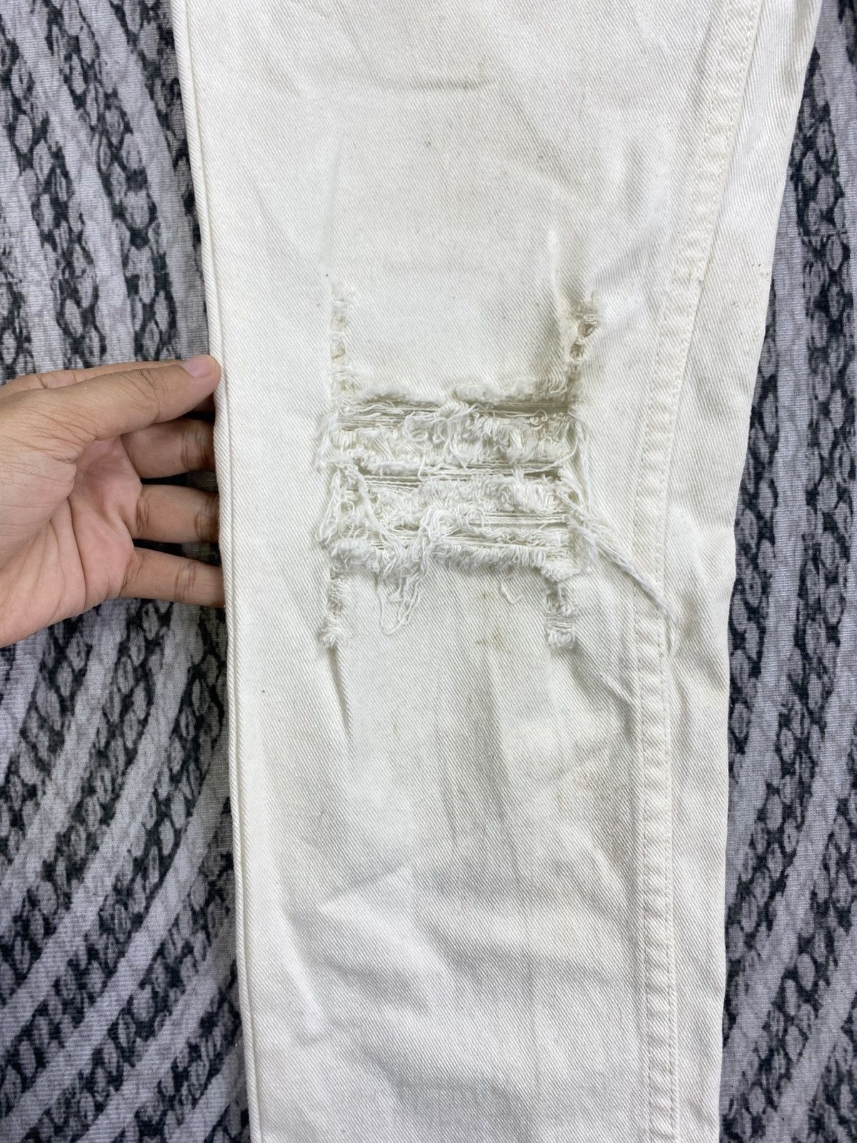 French Connection French Connection Pure White Straight Cut Pants Size US 31 - 10 Thumbnail