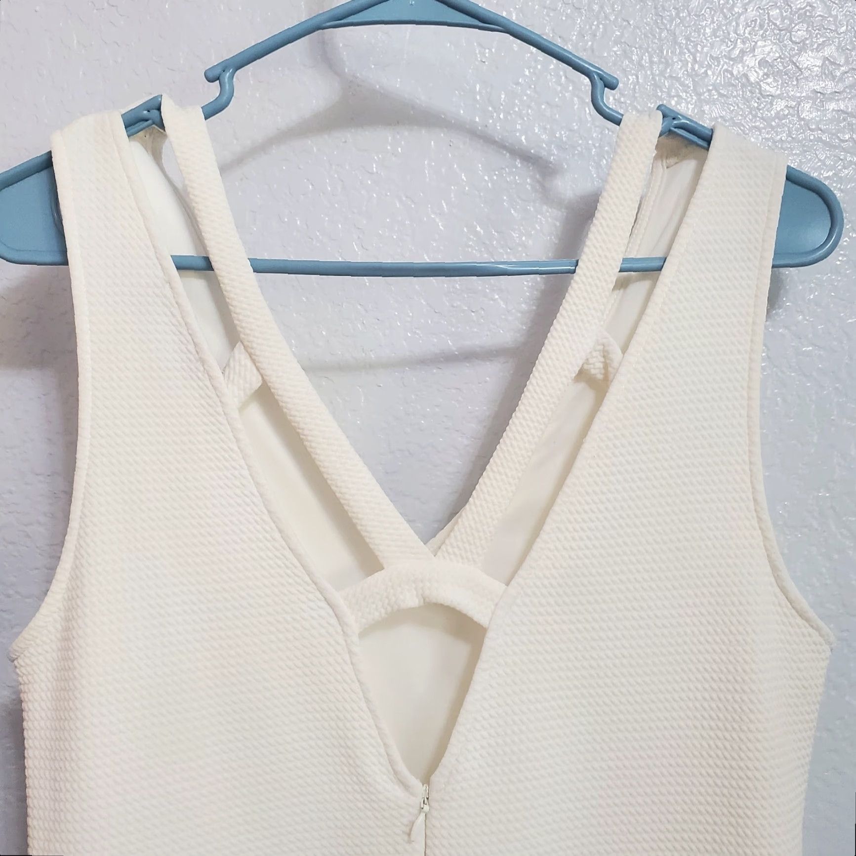Vintage ASTR Sleeveless Mini Dress Women XL Ivory V-Neck Cut Out Back Zip Lined Party Cocktail Wedding Size XL / US 12-14 / IT 48-50 - 4 Thumbnail