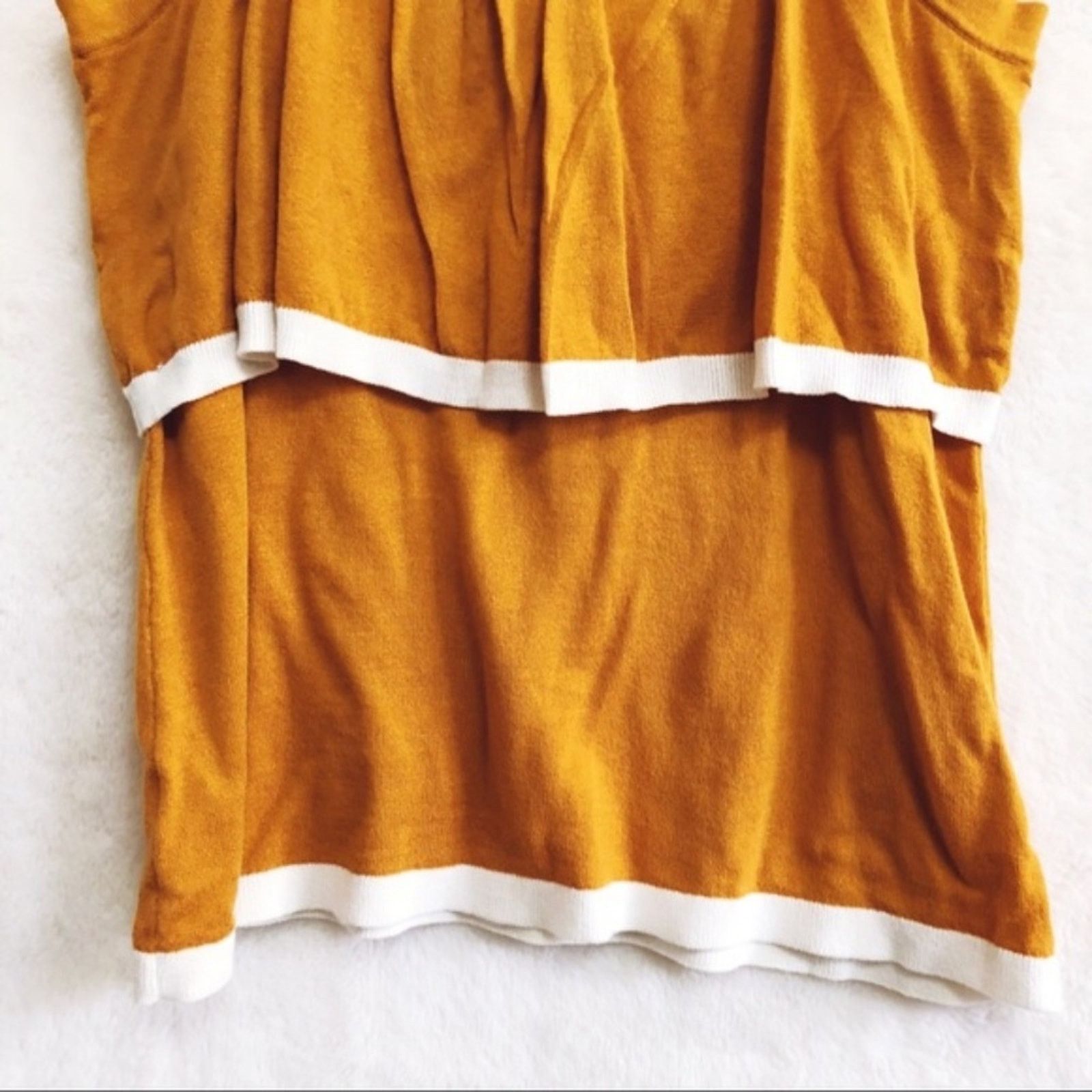Ann Taylor Ann Taylor Factory Mustard & White Trim Layered Tank Top Size L / US 10 / IT 46 - 7 Thumbnail