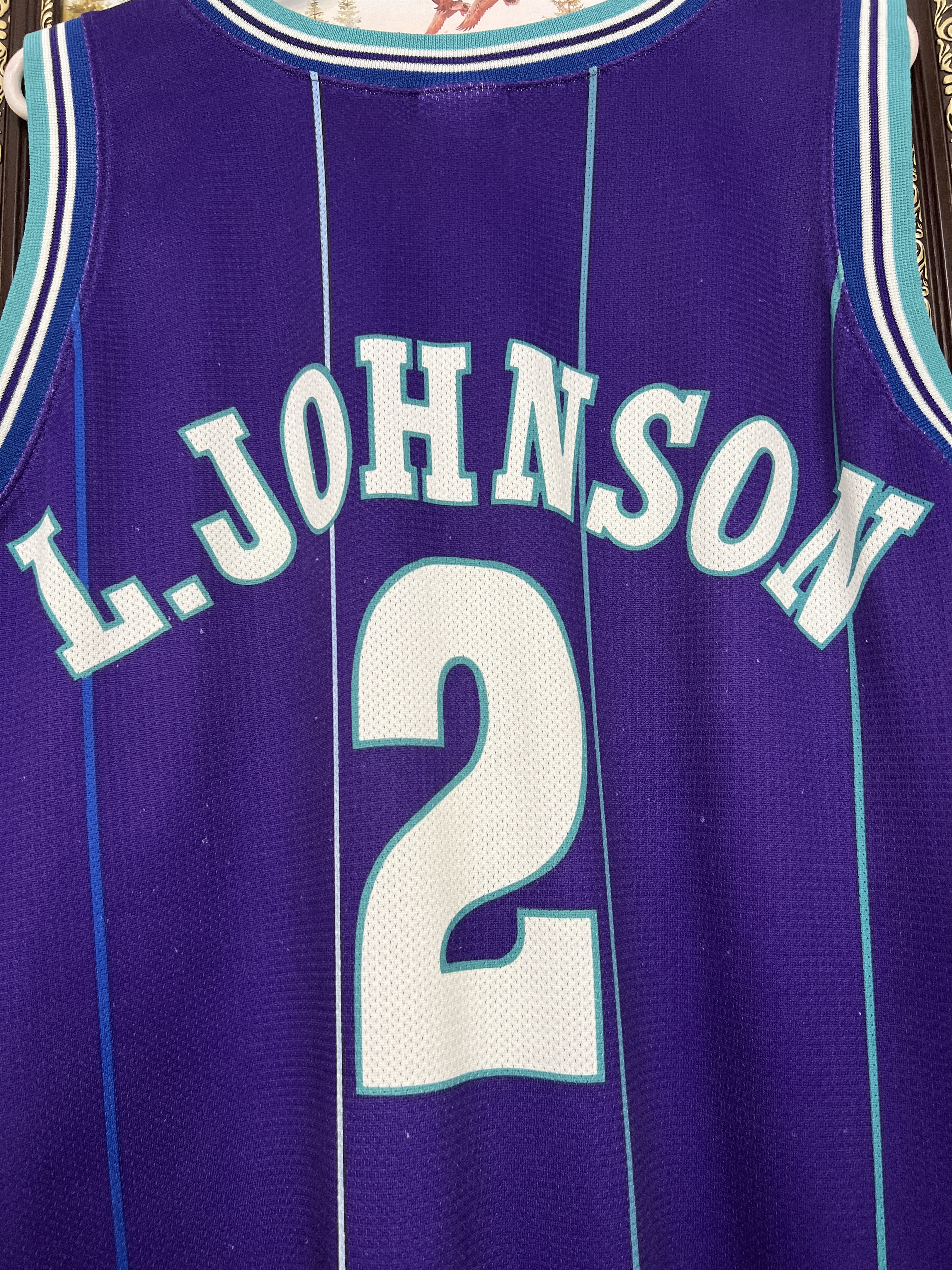 Champion Vintage 90's Champion Charlotte Hornets Johnson Jersey Size US XL / EU 56 / 4 - 11 Thumbnail